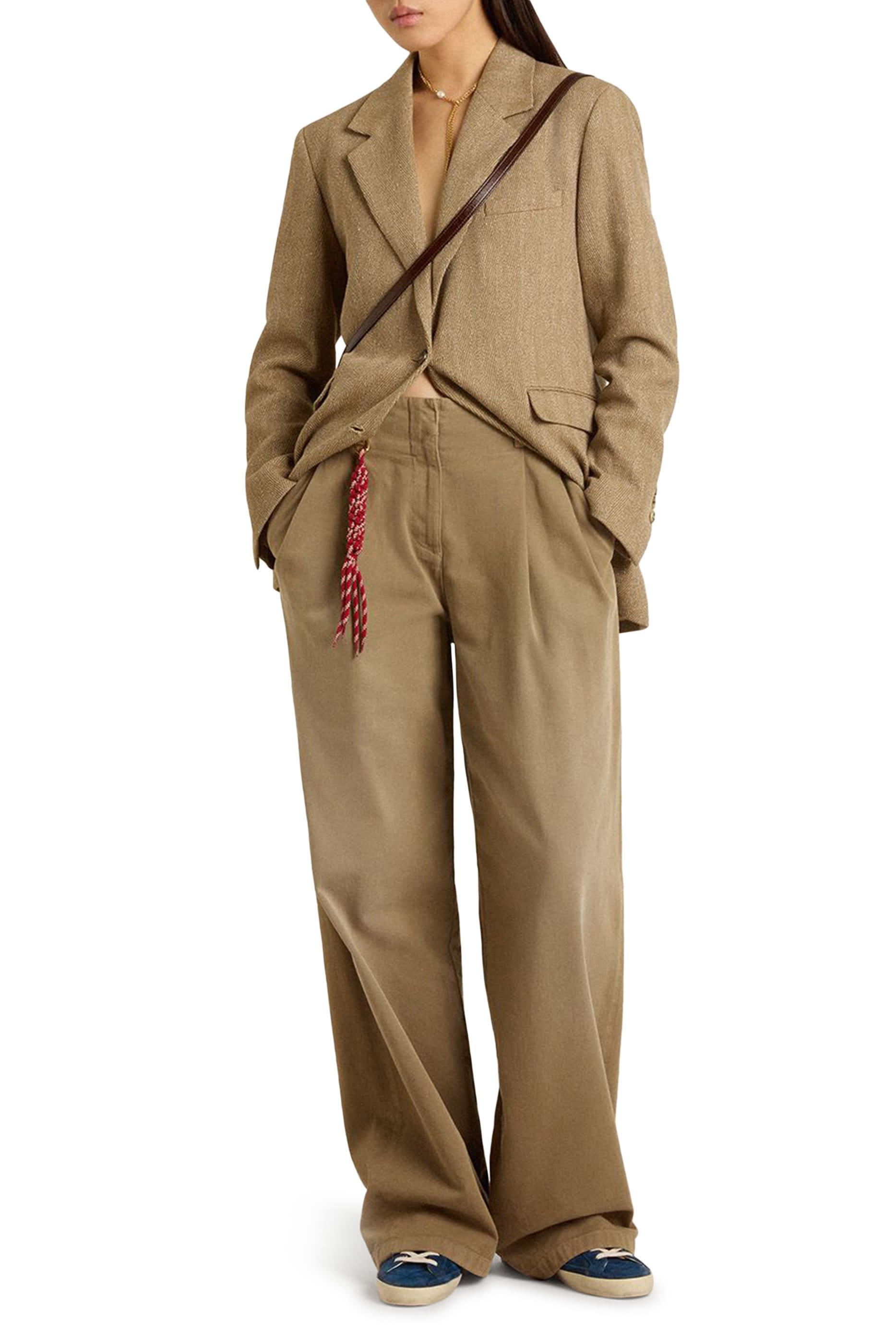 سنيكرز سوبر ستار جلد