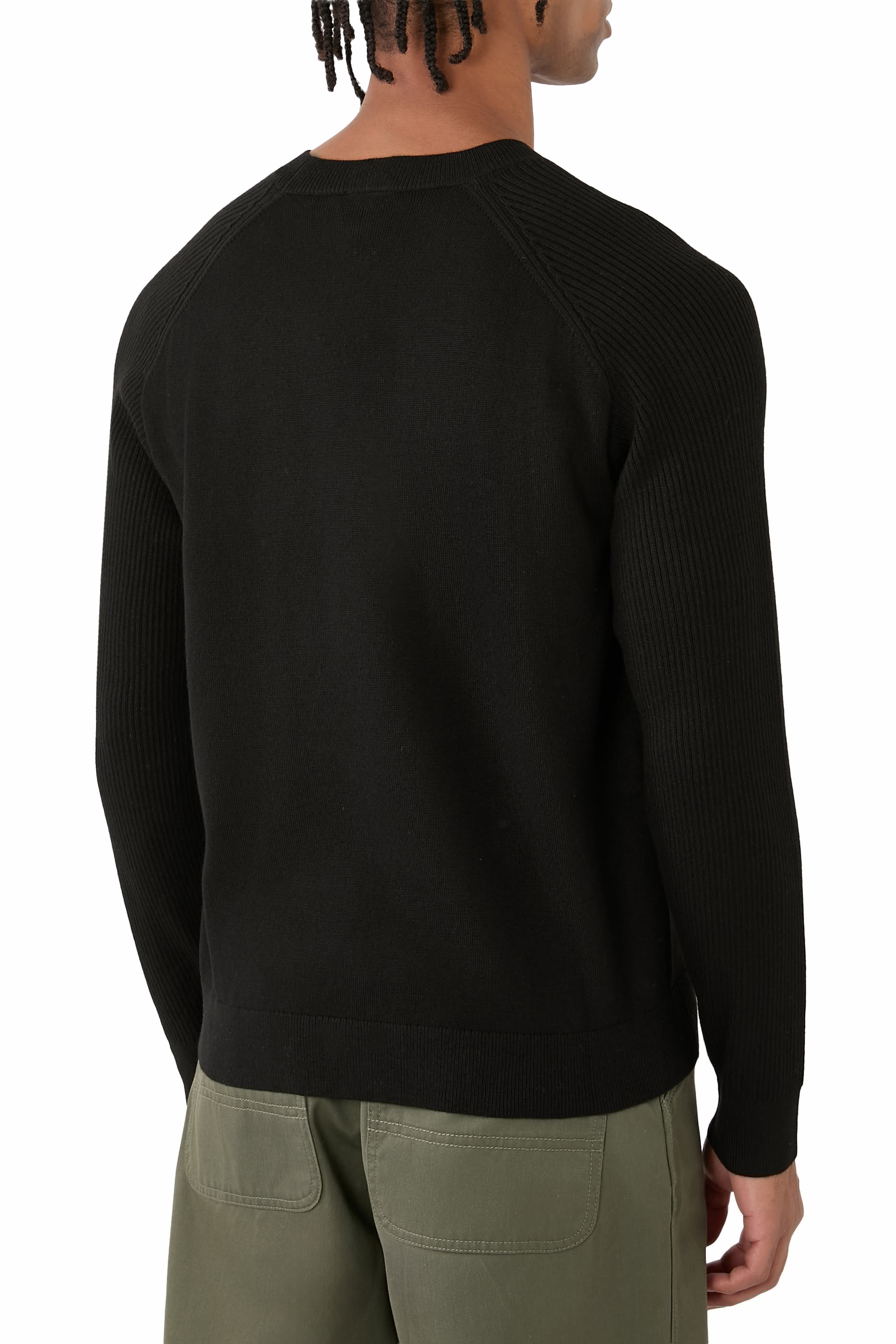 سترة بياقة ضيقة بشعار الماركة