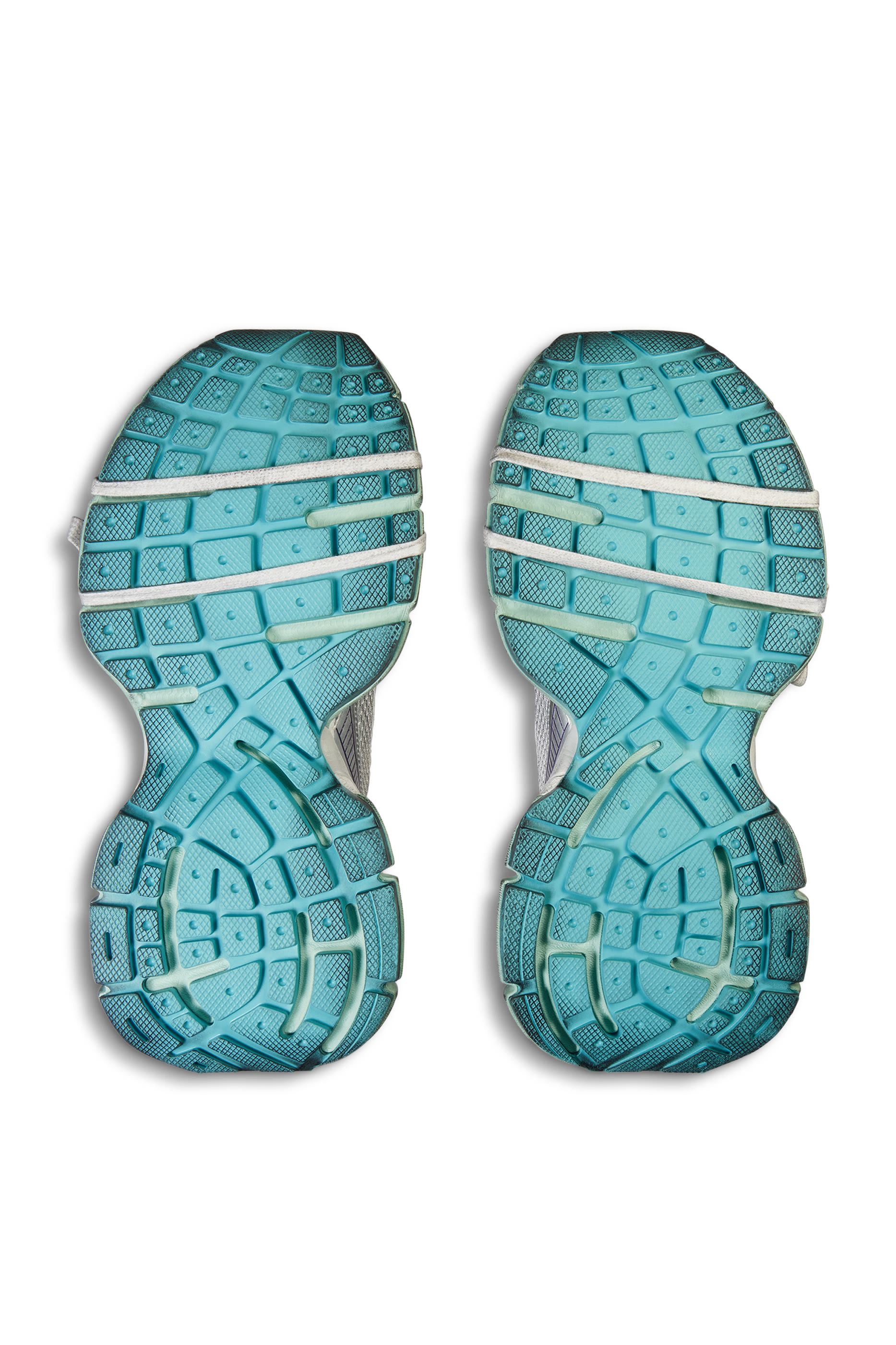 سنيكرز 3 اكس إل