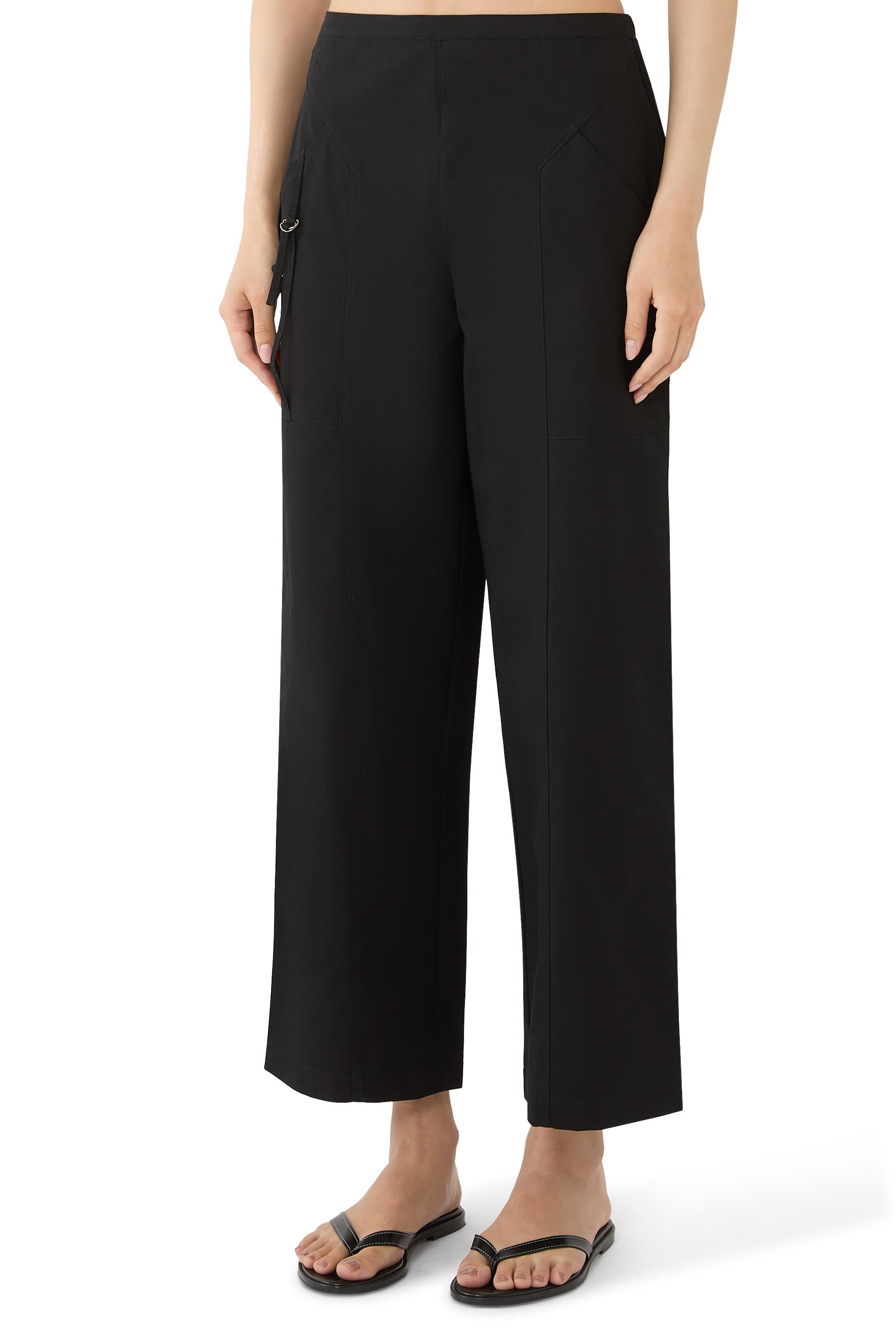 بنطال بجيوب بأربطة قابلة للتعديل