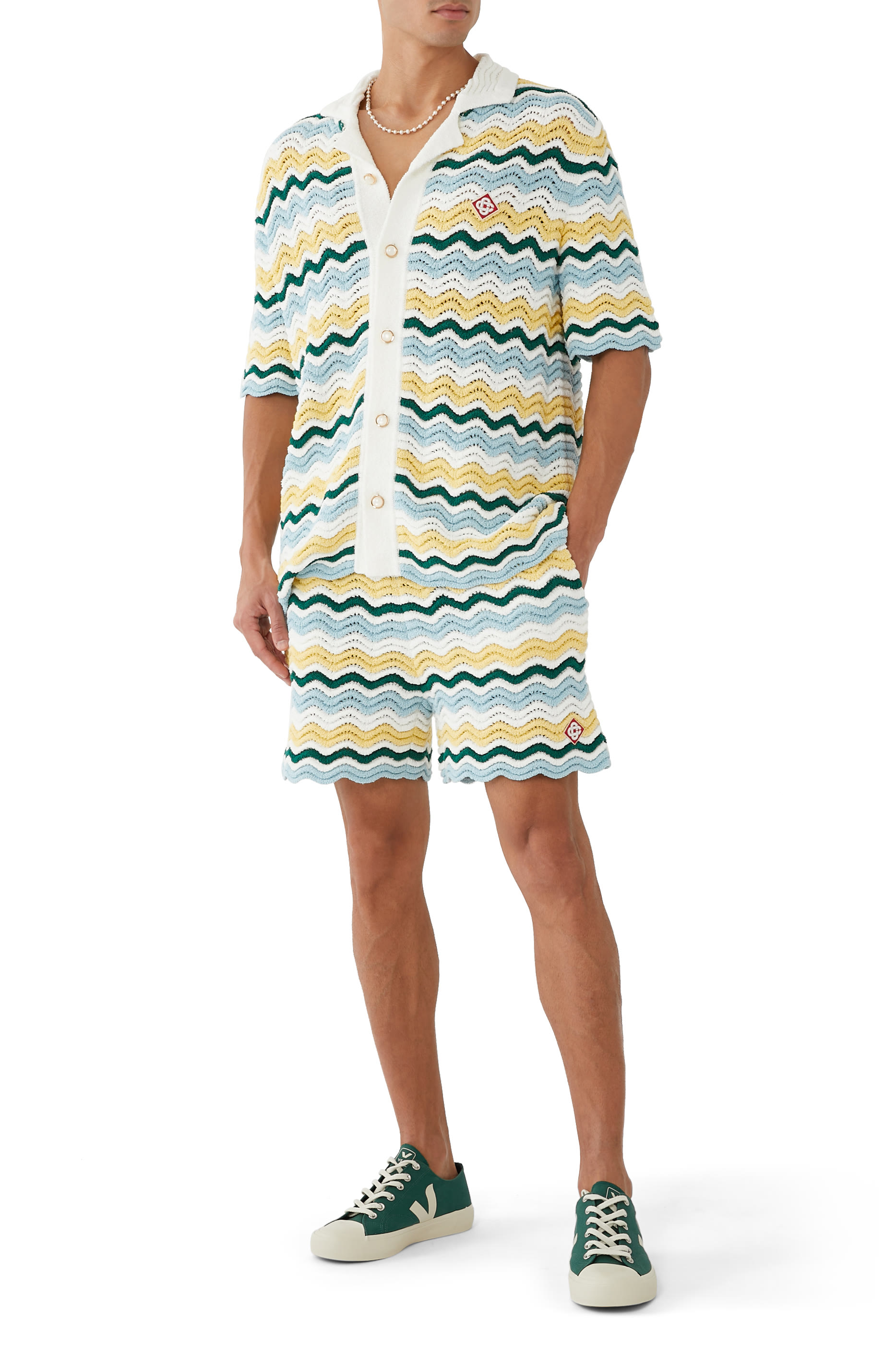 قميص بطبعة مموجة بوكليه