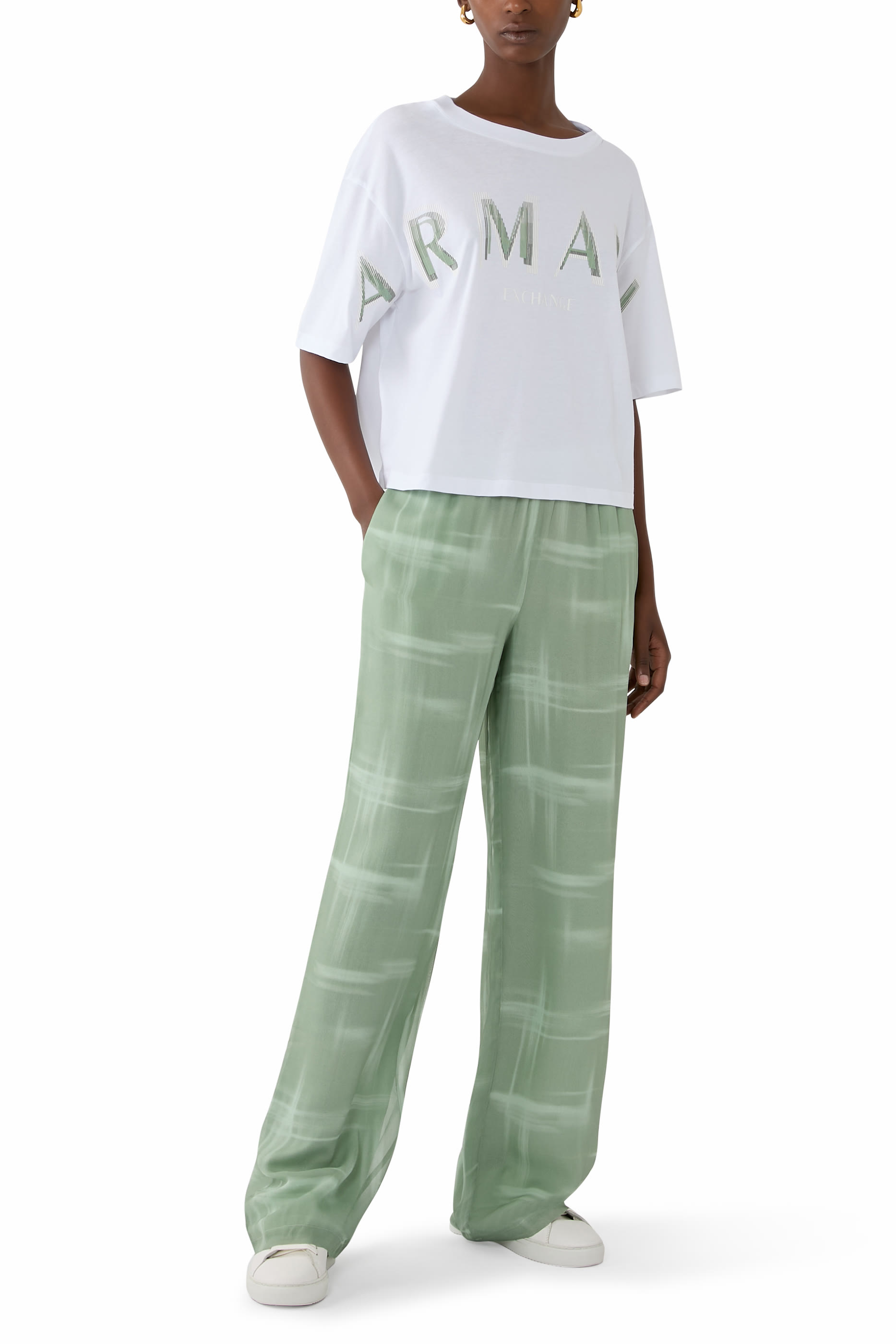 تيشيرت ذا جريد قصير بشعار الماركة