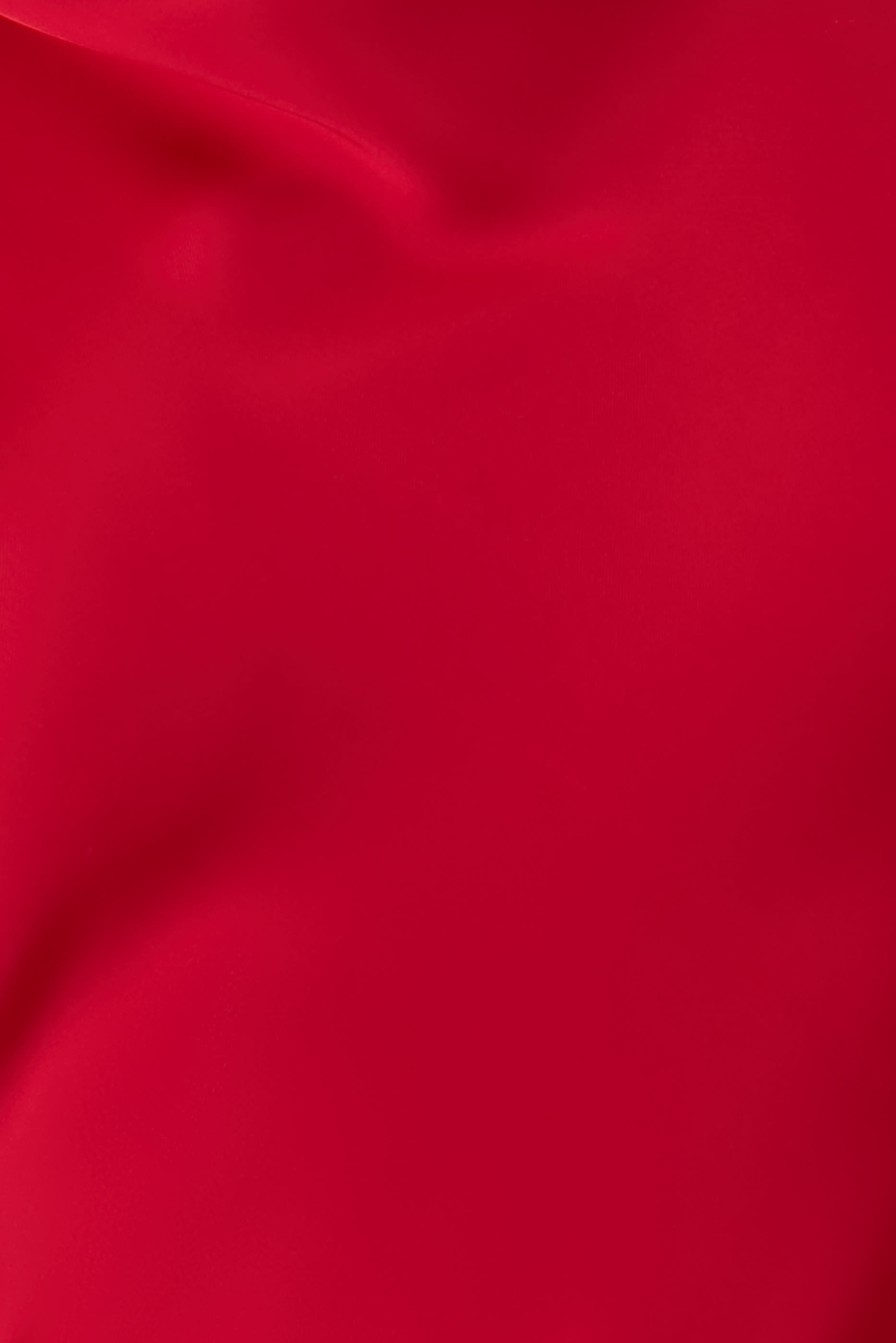 فستان سهرة بلا أكمام بظهر مكشوف درابيه