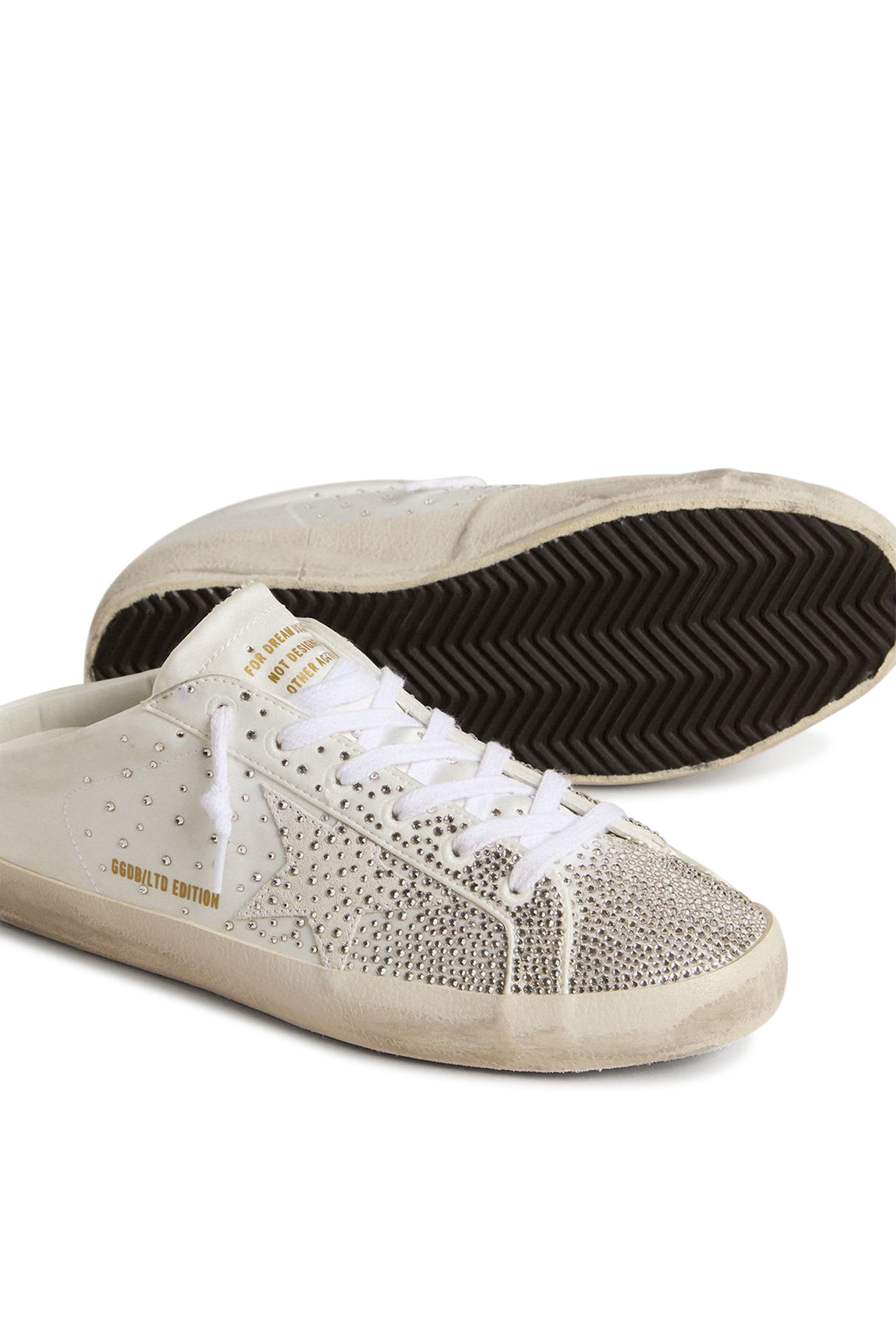 حذاء سابوت ال تي دي سوبر ستار مزين بكريستال سواروفسكي