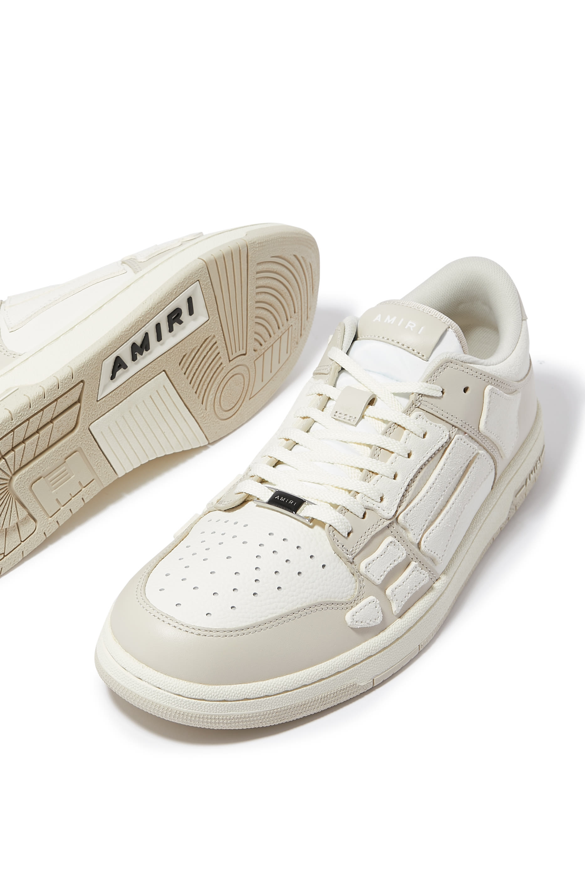 سنيكرز أسفل الكاحل برقعات هيكل عظمي