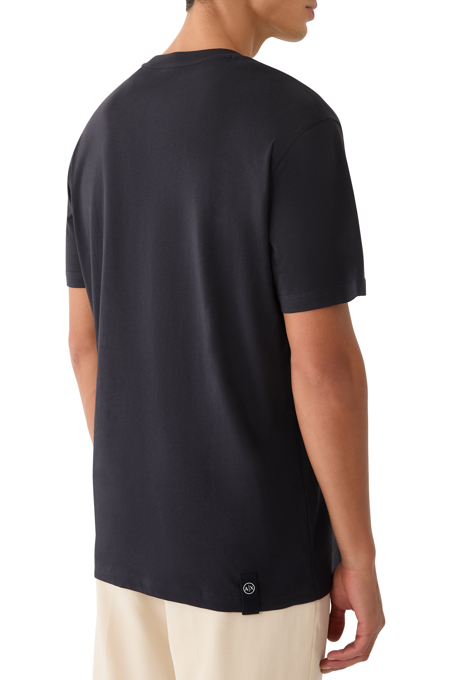 تيشيرت بشعار الماركة