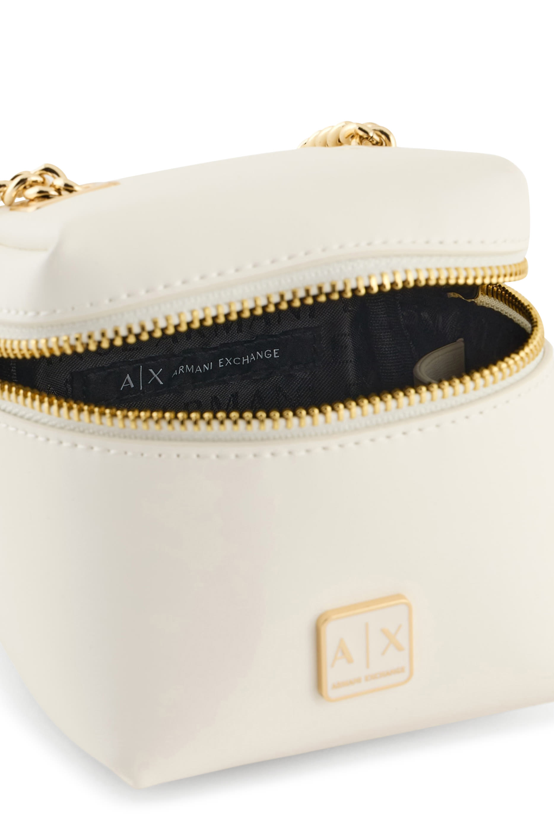 حقيبة إيميلي صغيرة بشعار الماركة