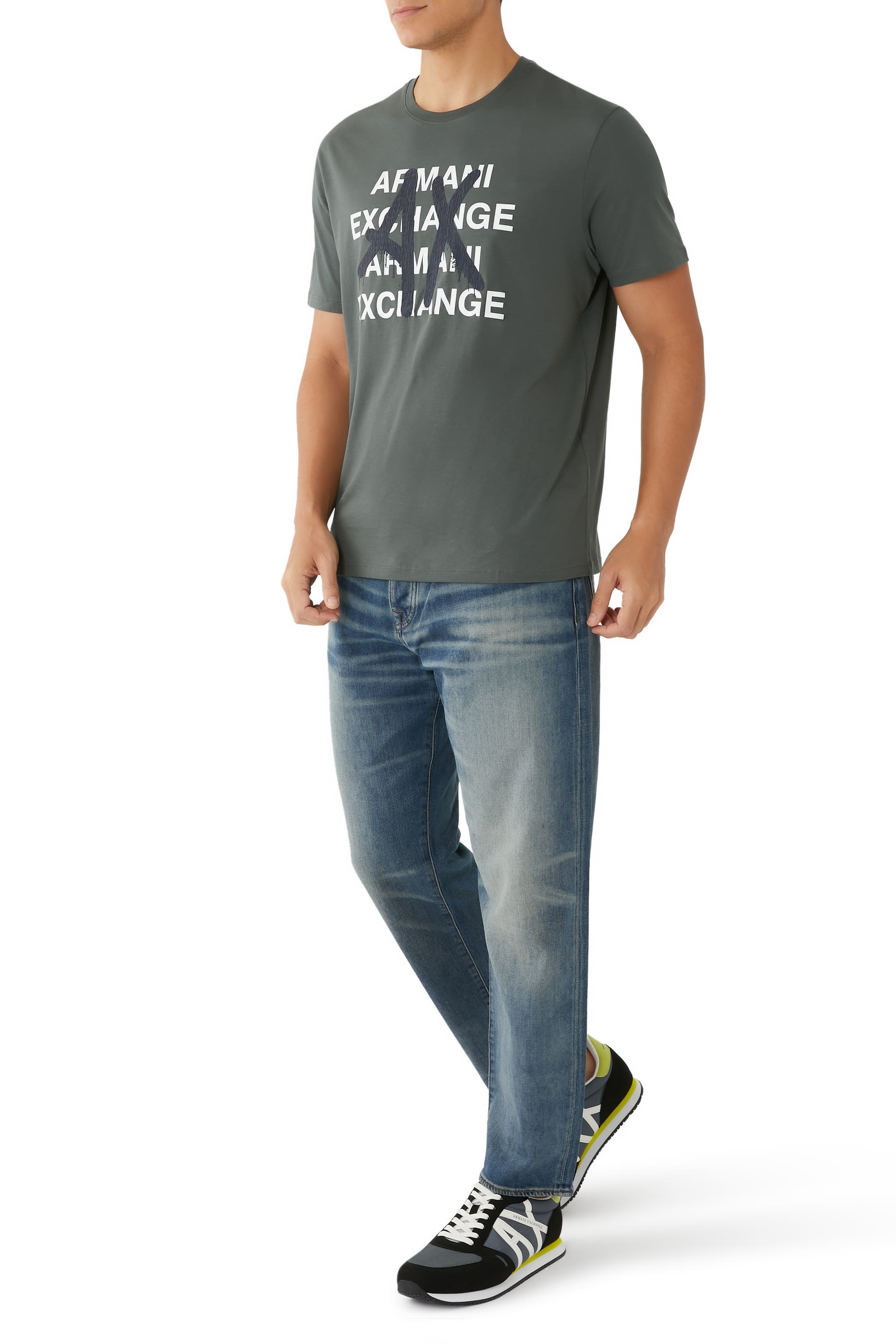 تيشيرت ميتا نايتشر بياقة ضيقة