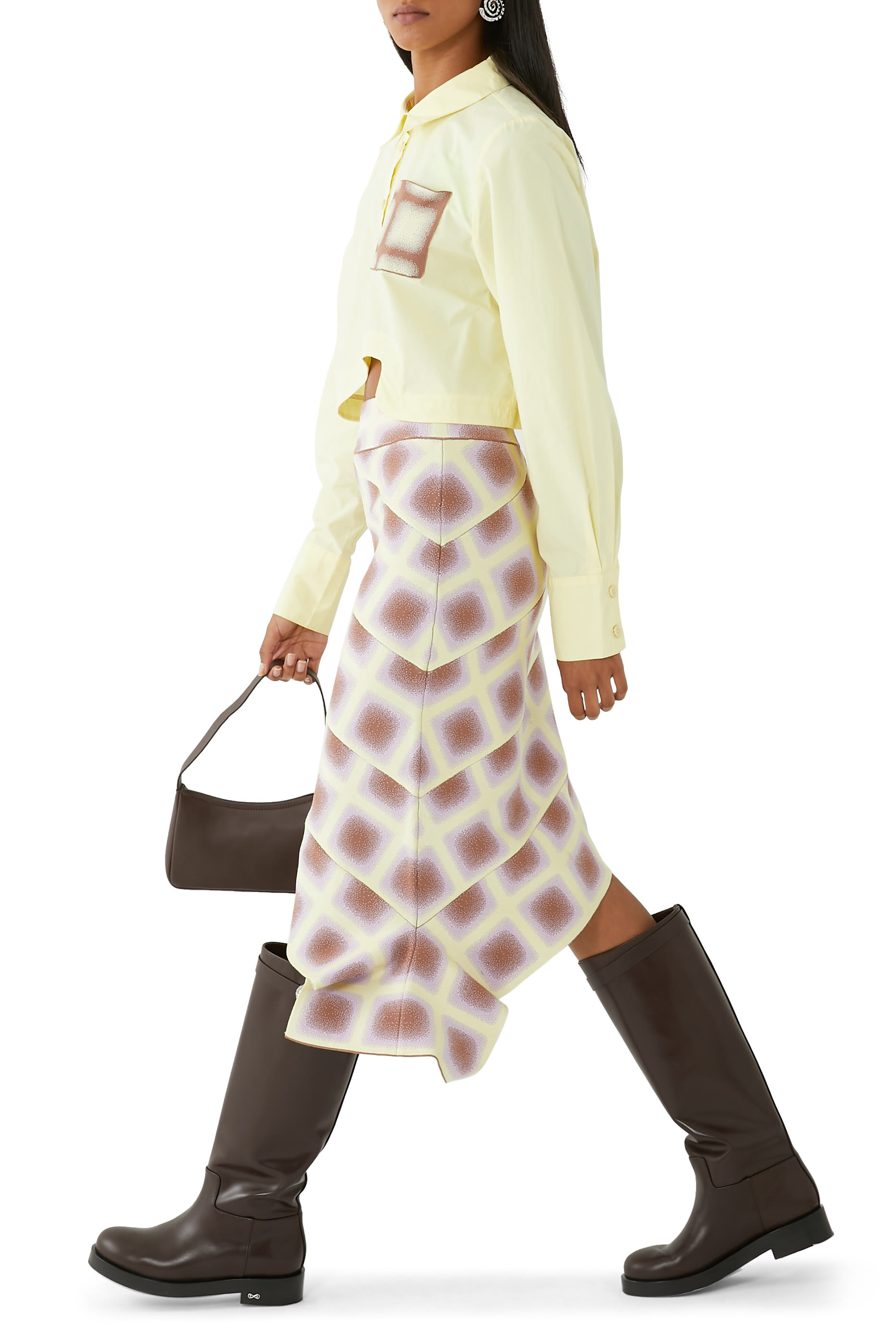 تنورة إيلي بتصميم غير متماثل بنقشة مربعات