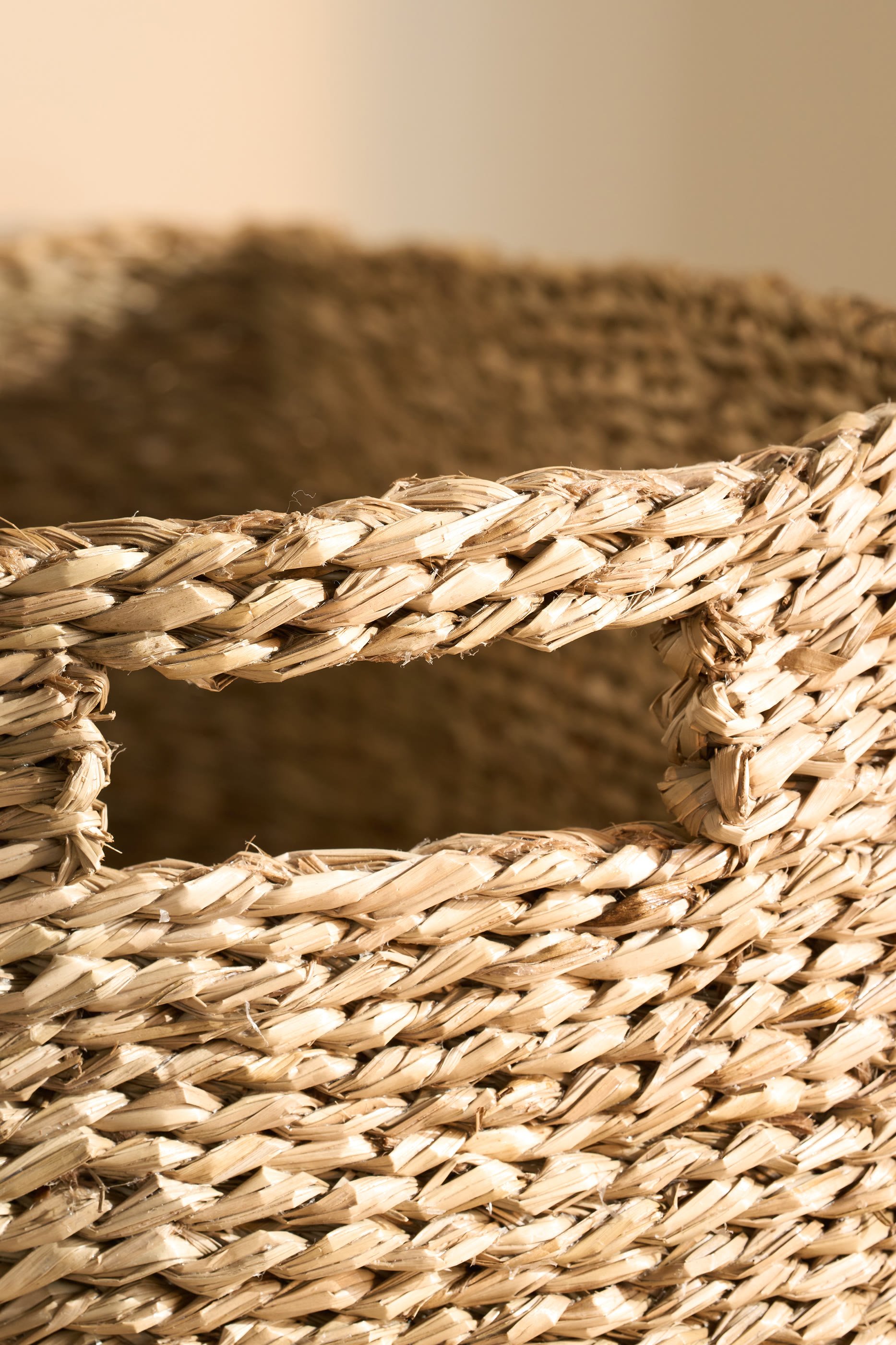 سلة تخزين بتصميم مستطيل