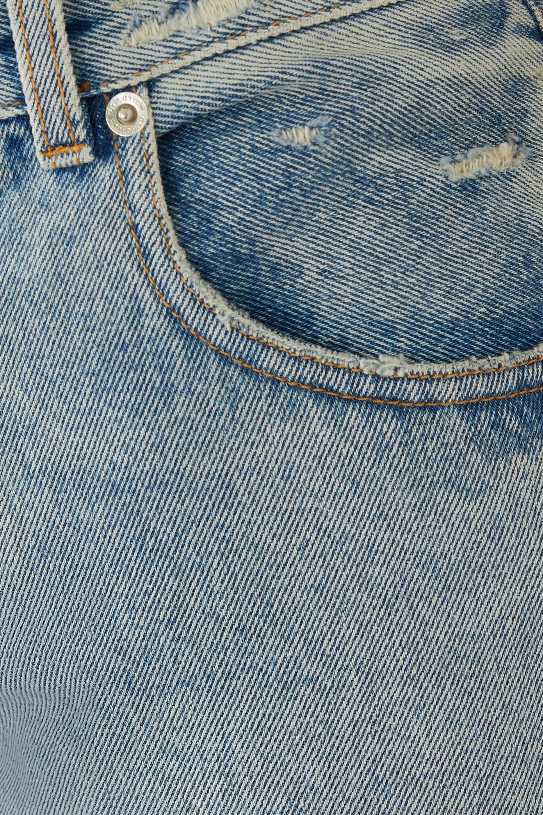 بنطال فيرغوس