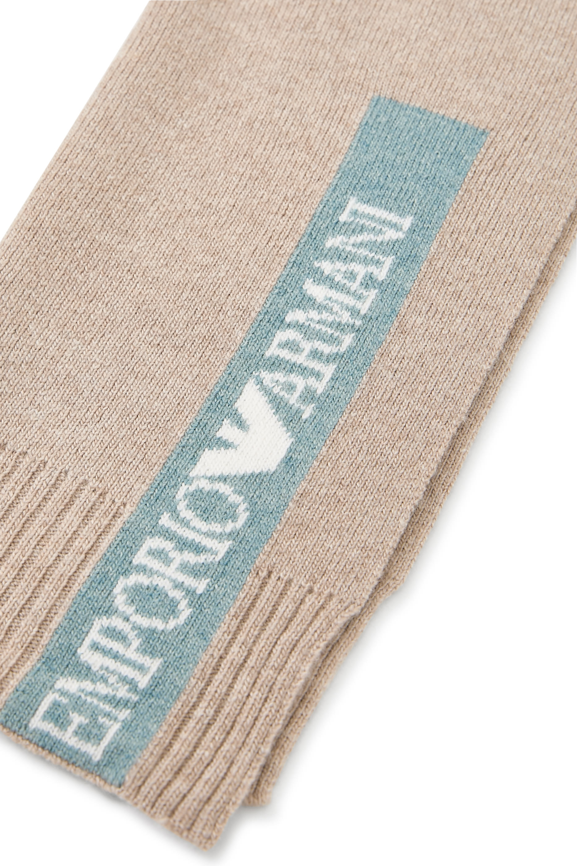 طقم قبعة بيني ووشاح للأطفال