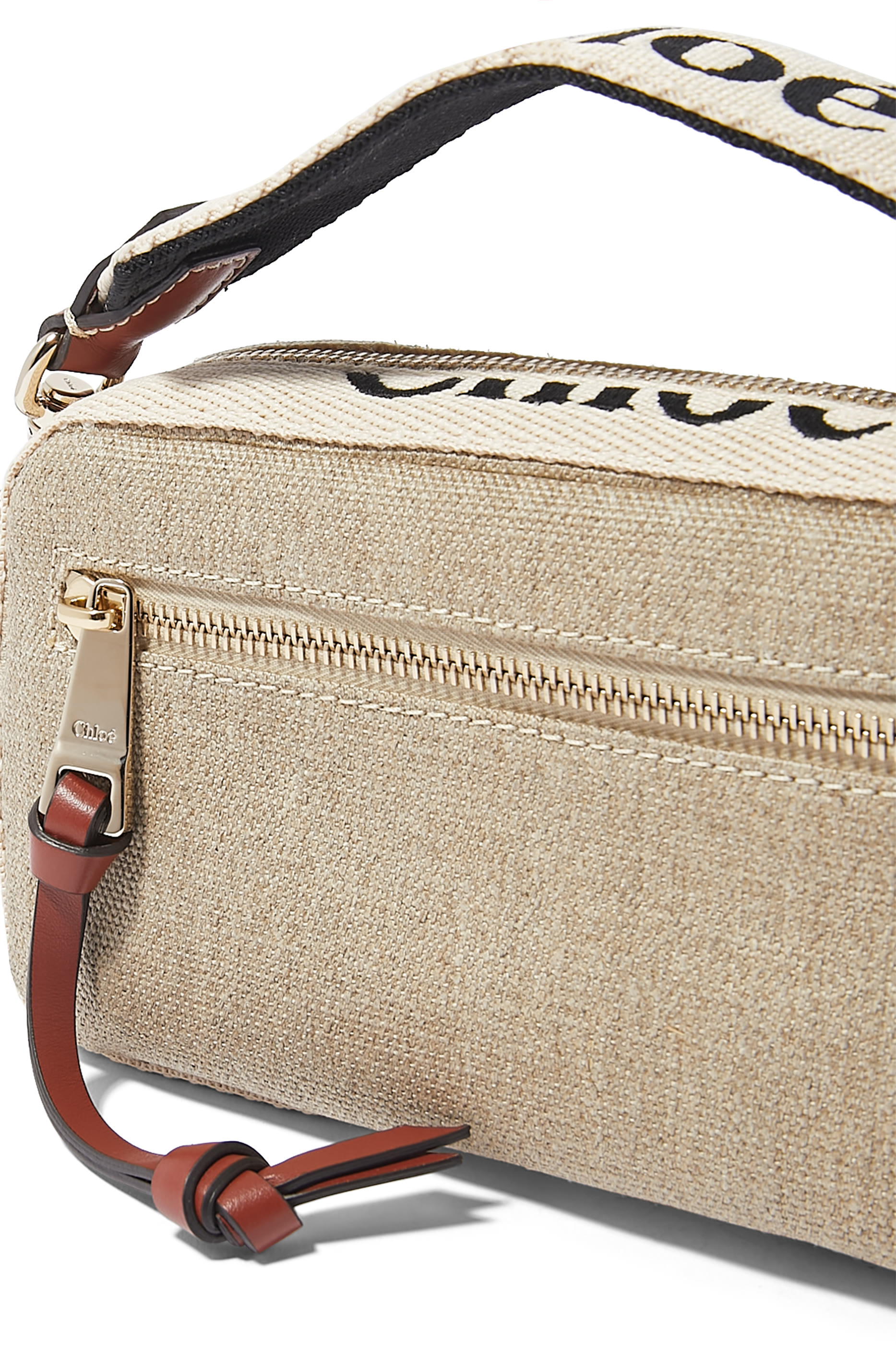 حقيبة خصر وودي