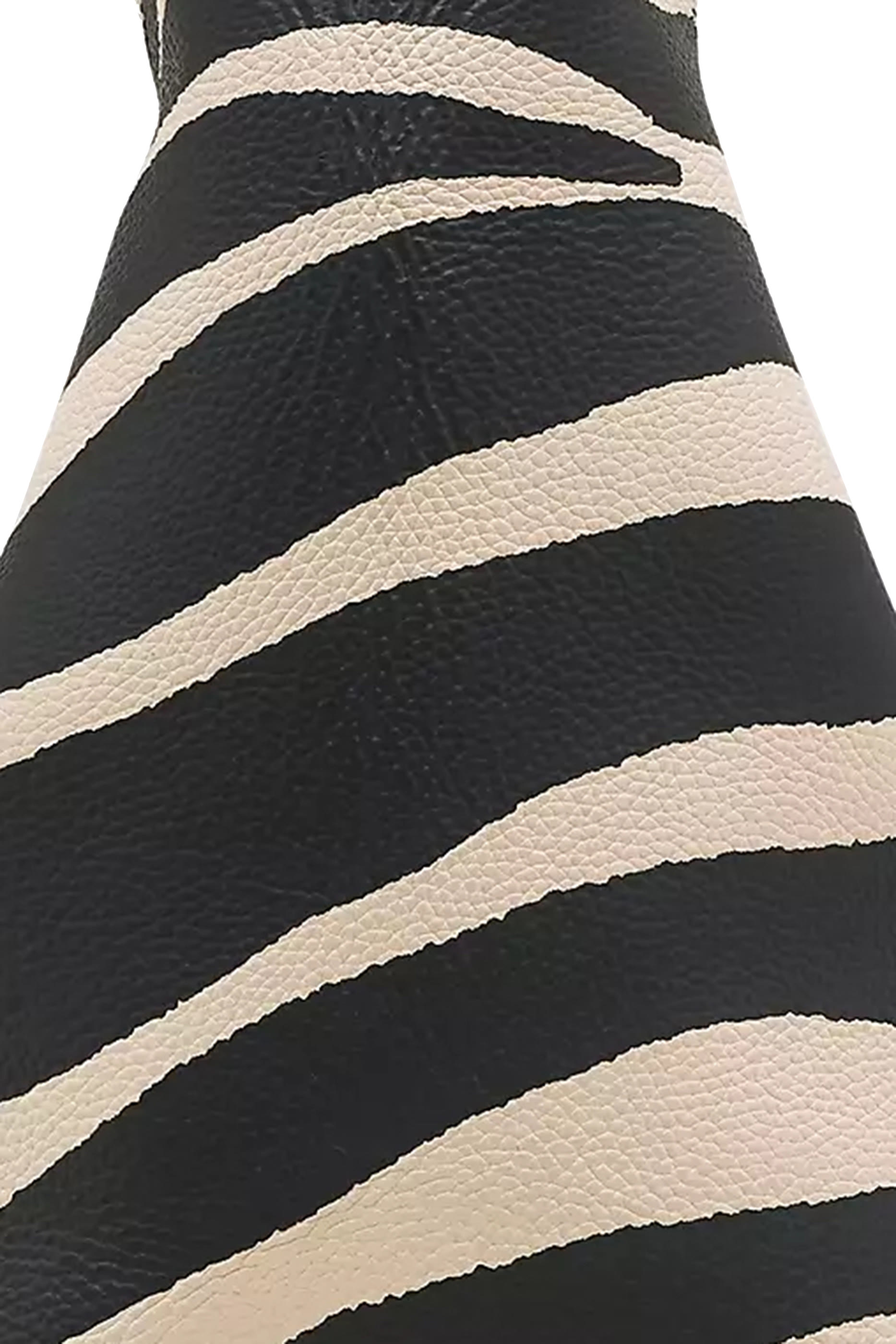 حقيبة ساك بنقشة زيبرا جلد