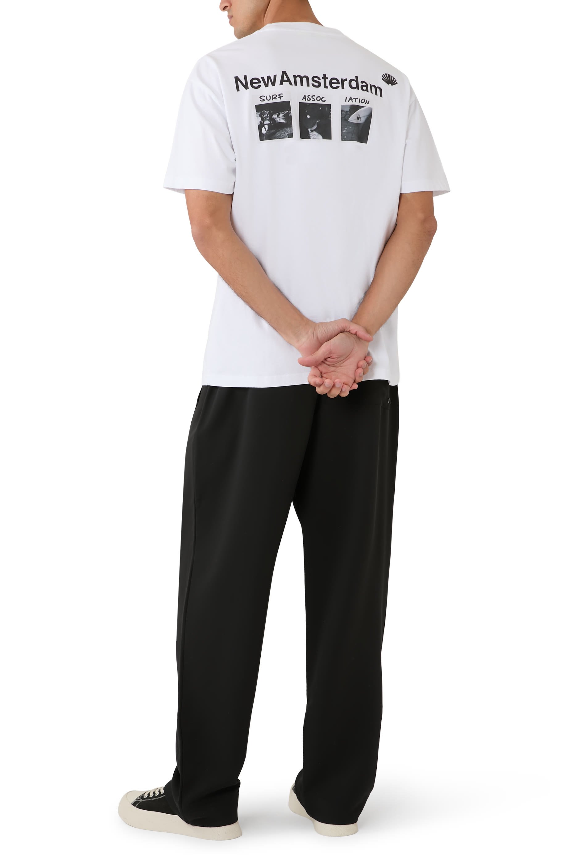 تيشيرت بشعار الماركة