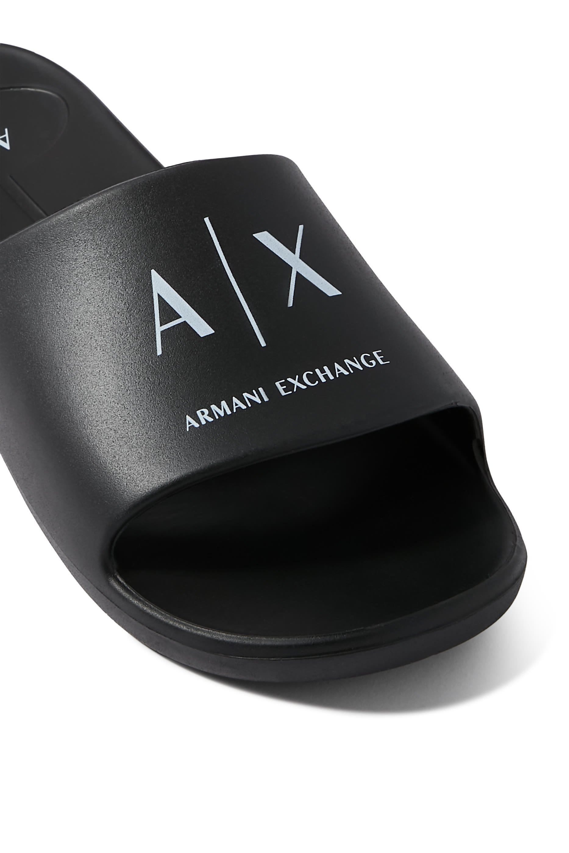 حذاء خفيف بشعار الماركة