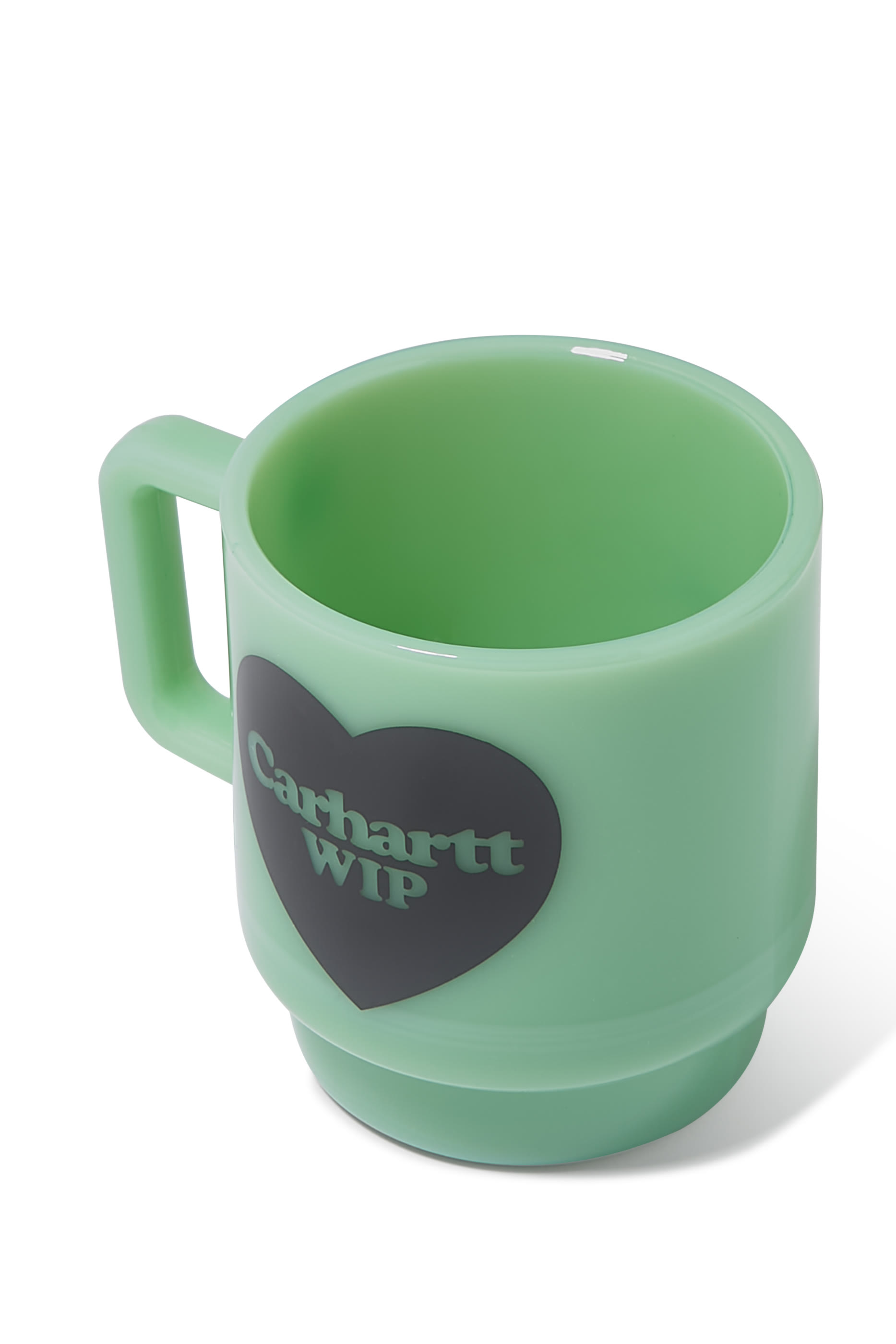 كوب زجاجي مزين بقلب