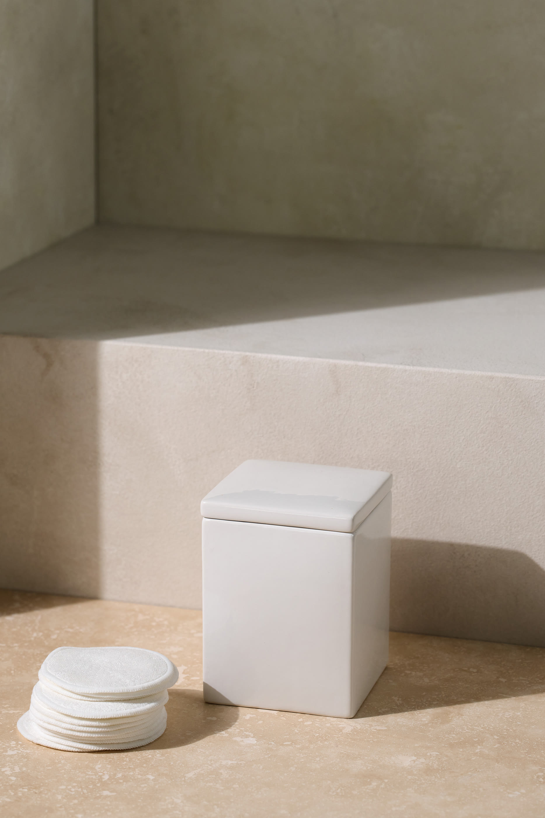 صندوق مورستون بغطاء