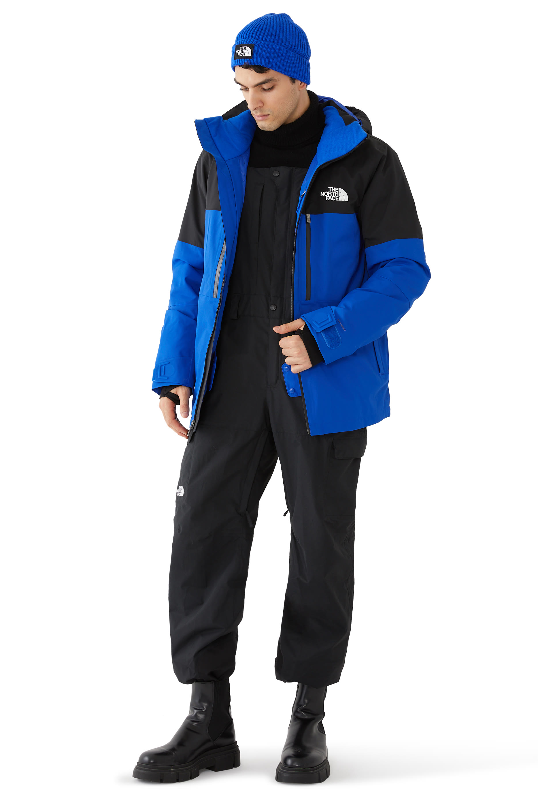 قبعة بيني بحافة مطوية ورقعة مربعة بشعار الماركة