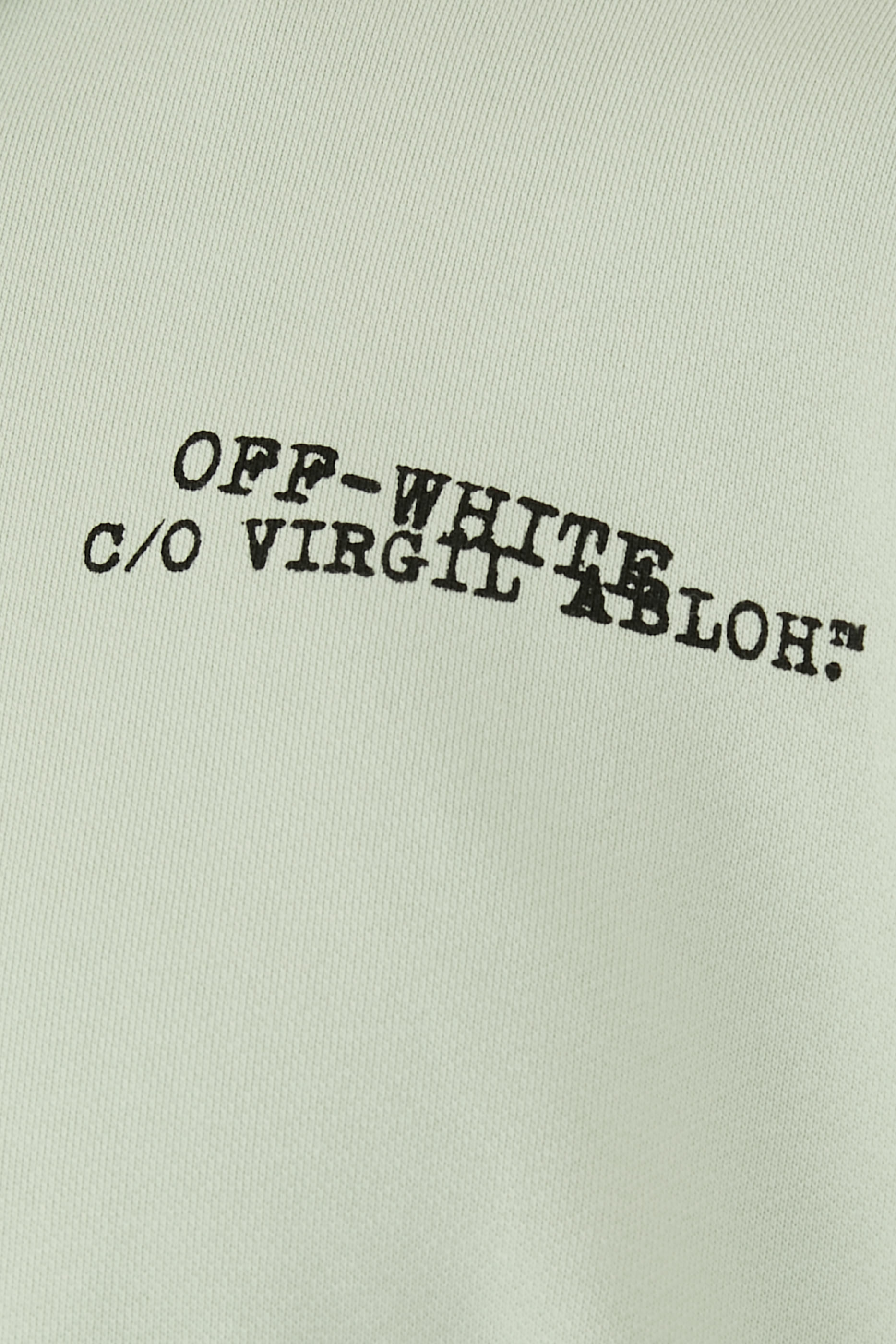 هودي بطبعة شعار الماركة مائل