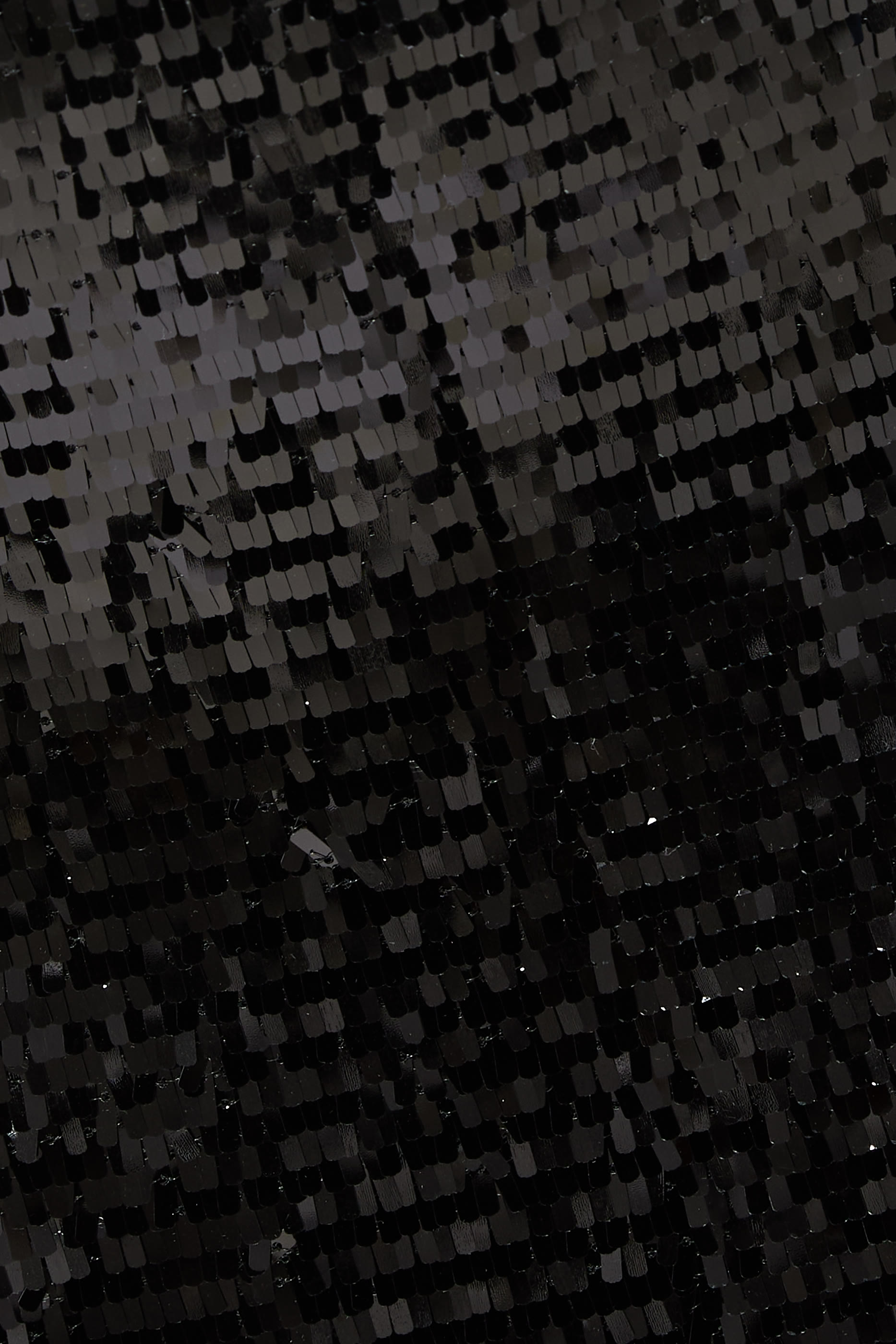 تنورة قصيرة مزينة بترتر