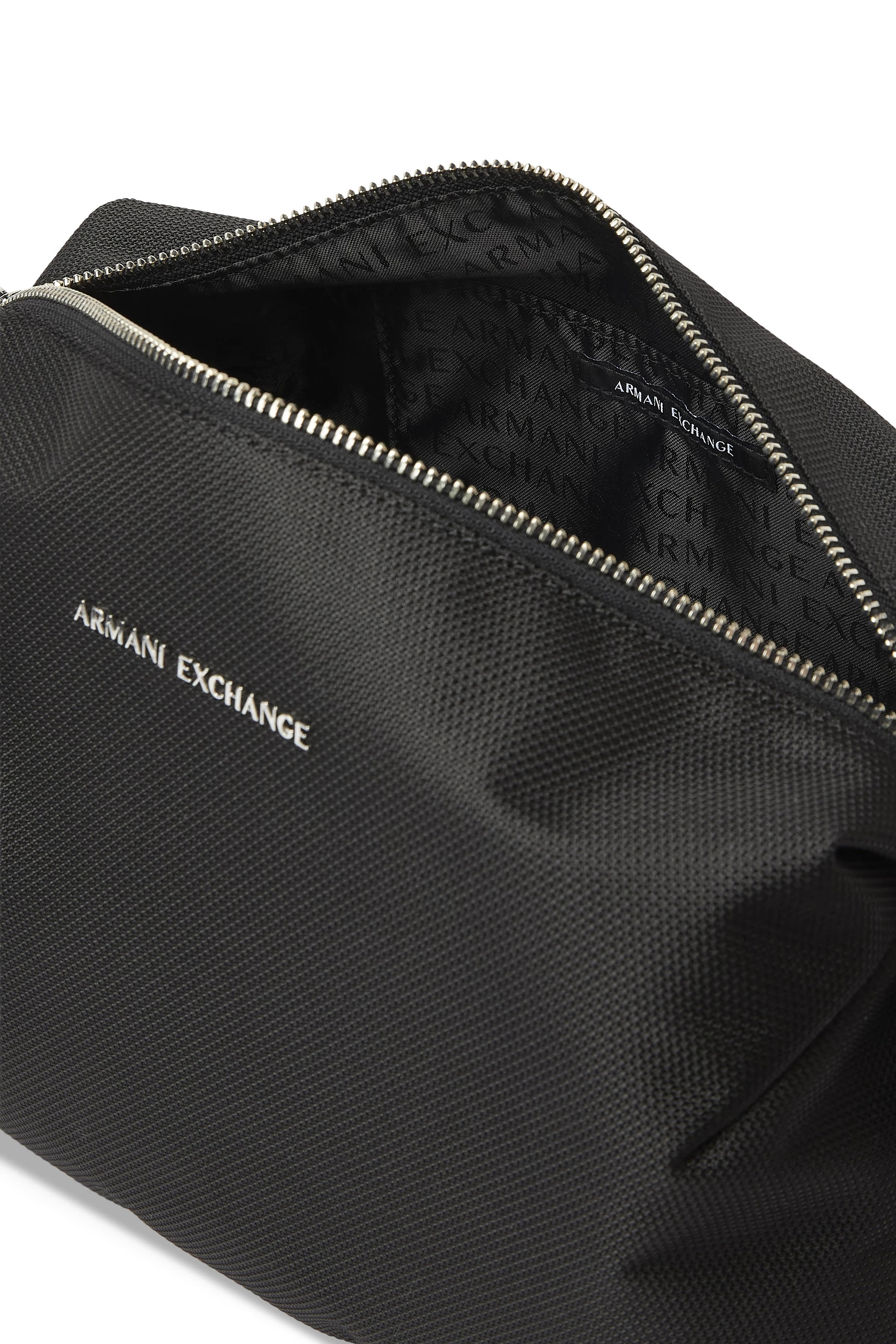 حقيبة مستحضرات العناية الشخصية سينجابور