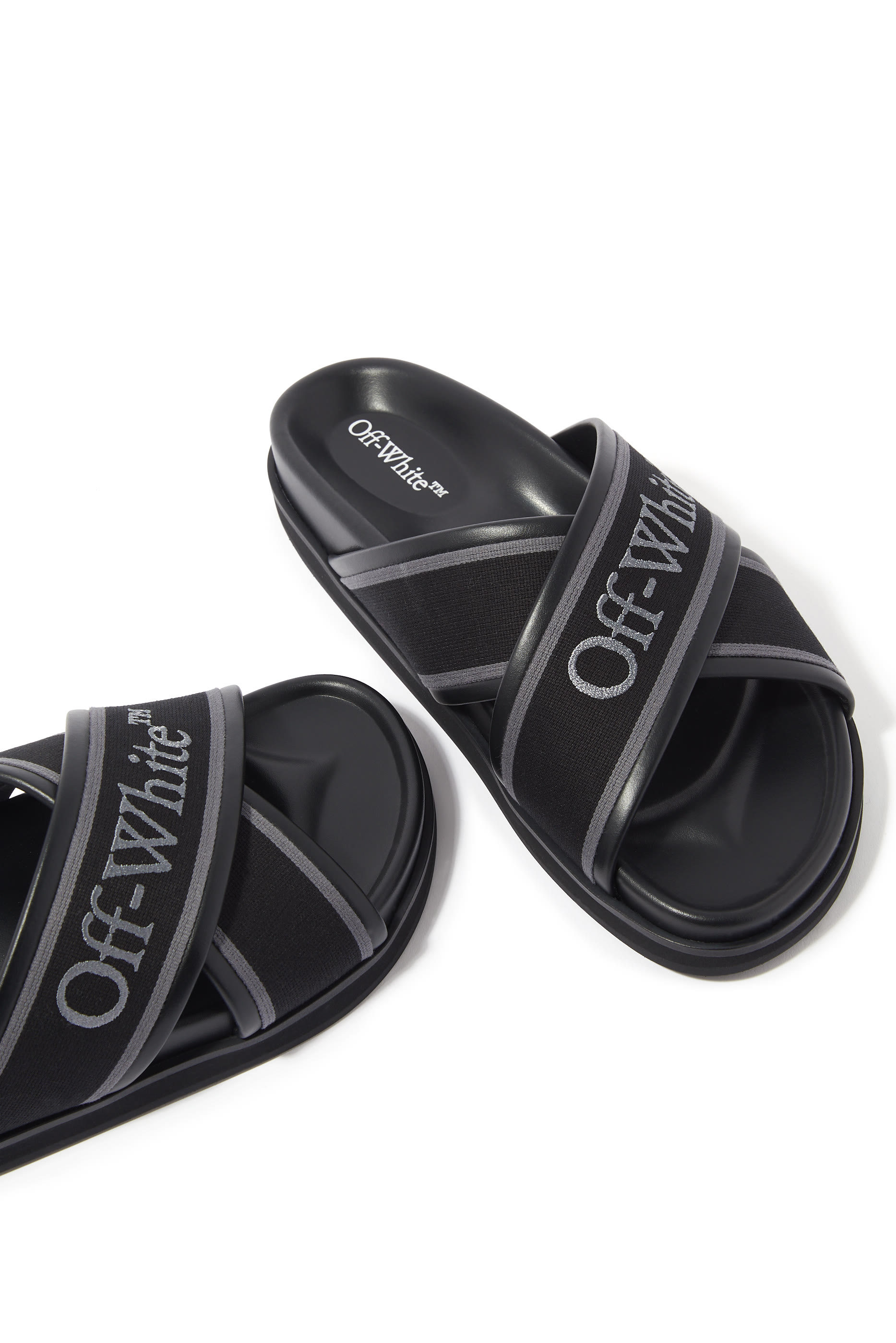 حذاء خفيف كلاود بسيور متقاطعة