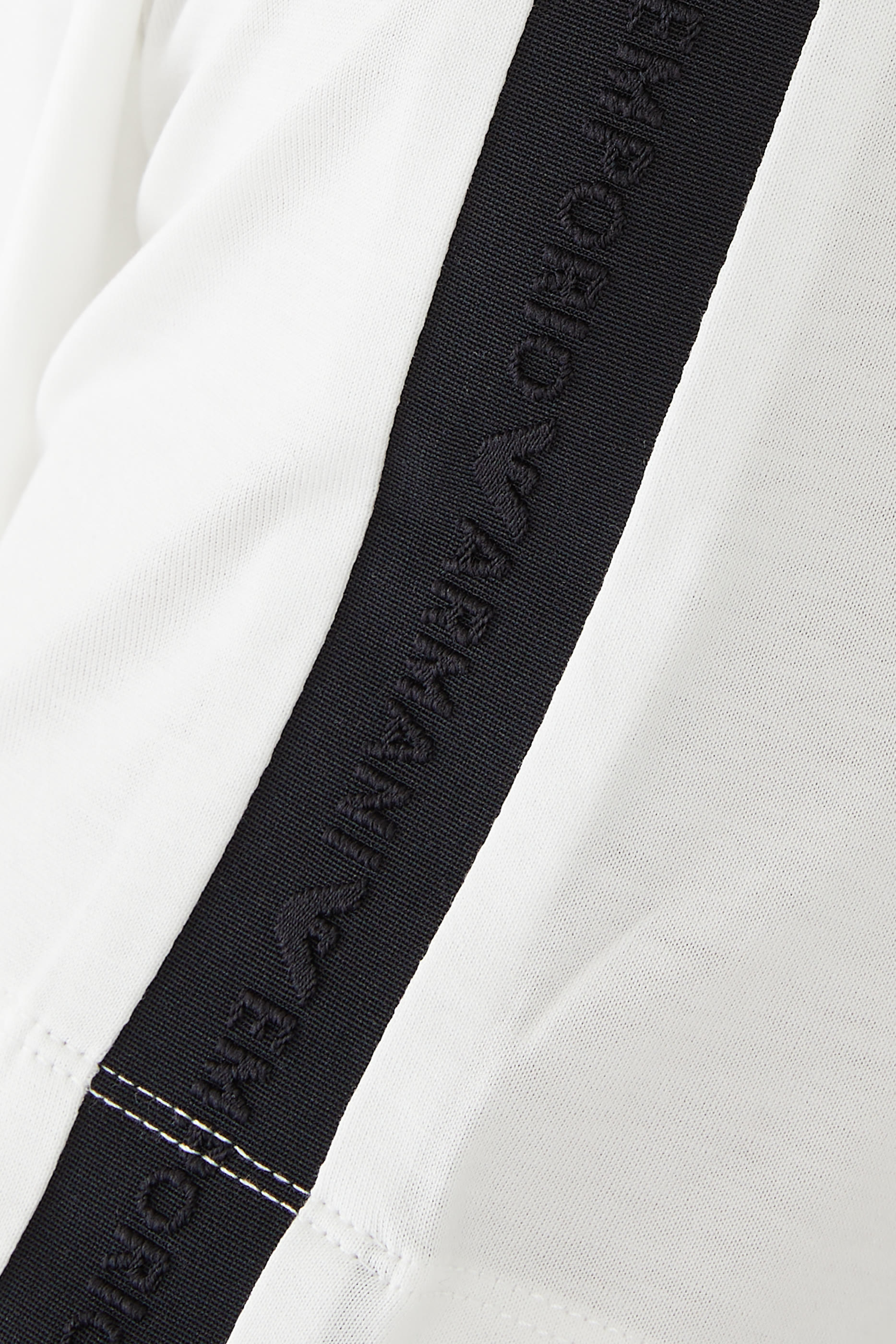 تيشرت قطن بشعار الماركة