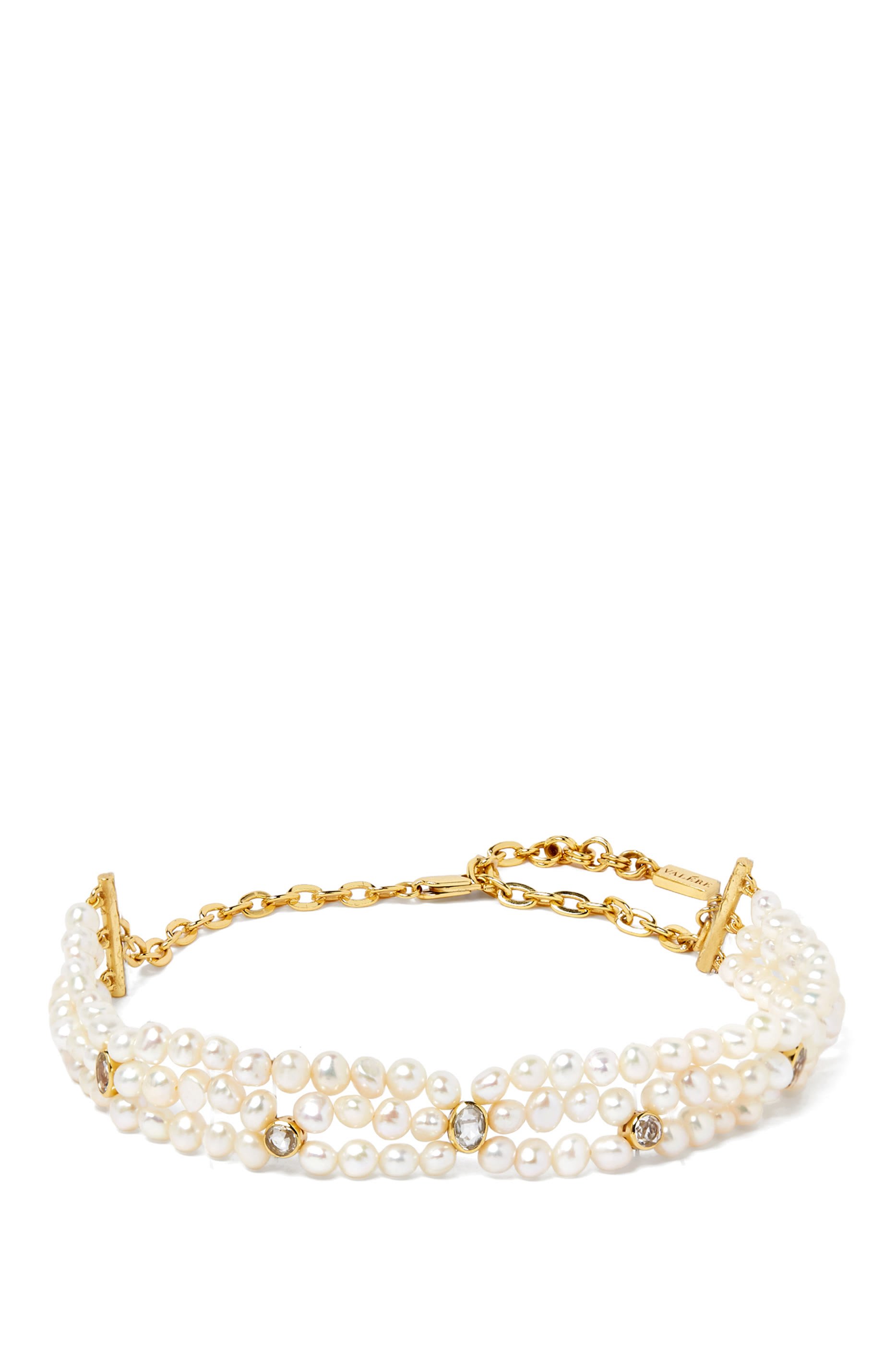 قلادة أويكن مزينة باللؤلؤ