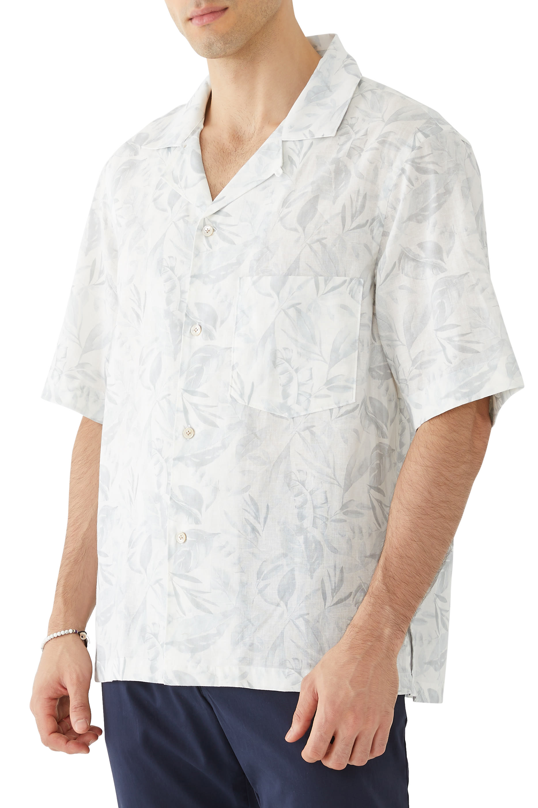 قميص بطبعات