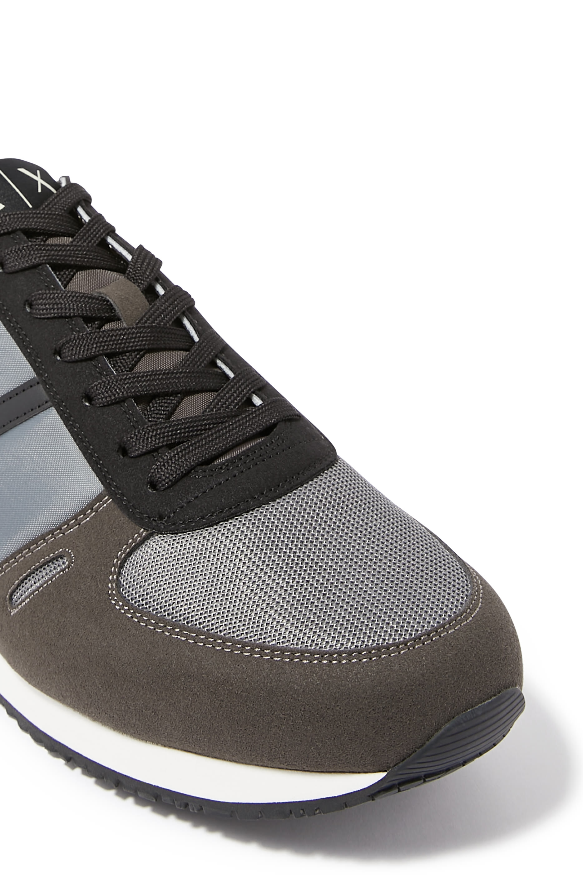 سنيكرز ريو بشعار الماركة