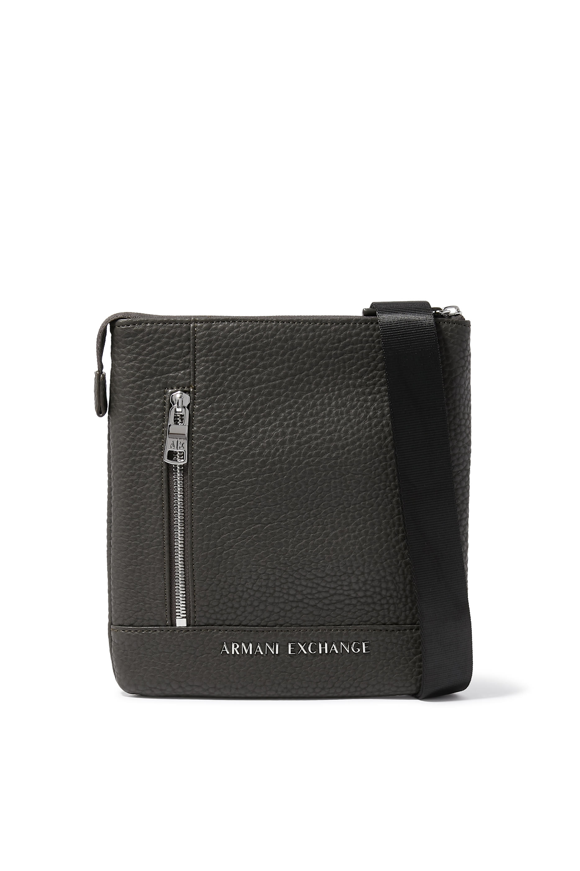 حقيبة كروس كابري بشعار الماركة