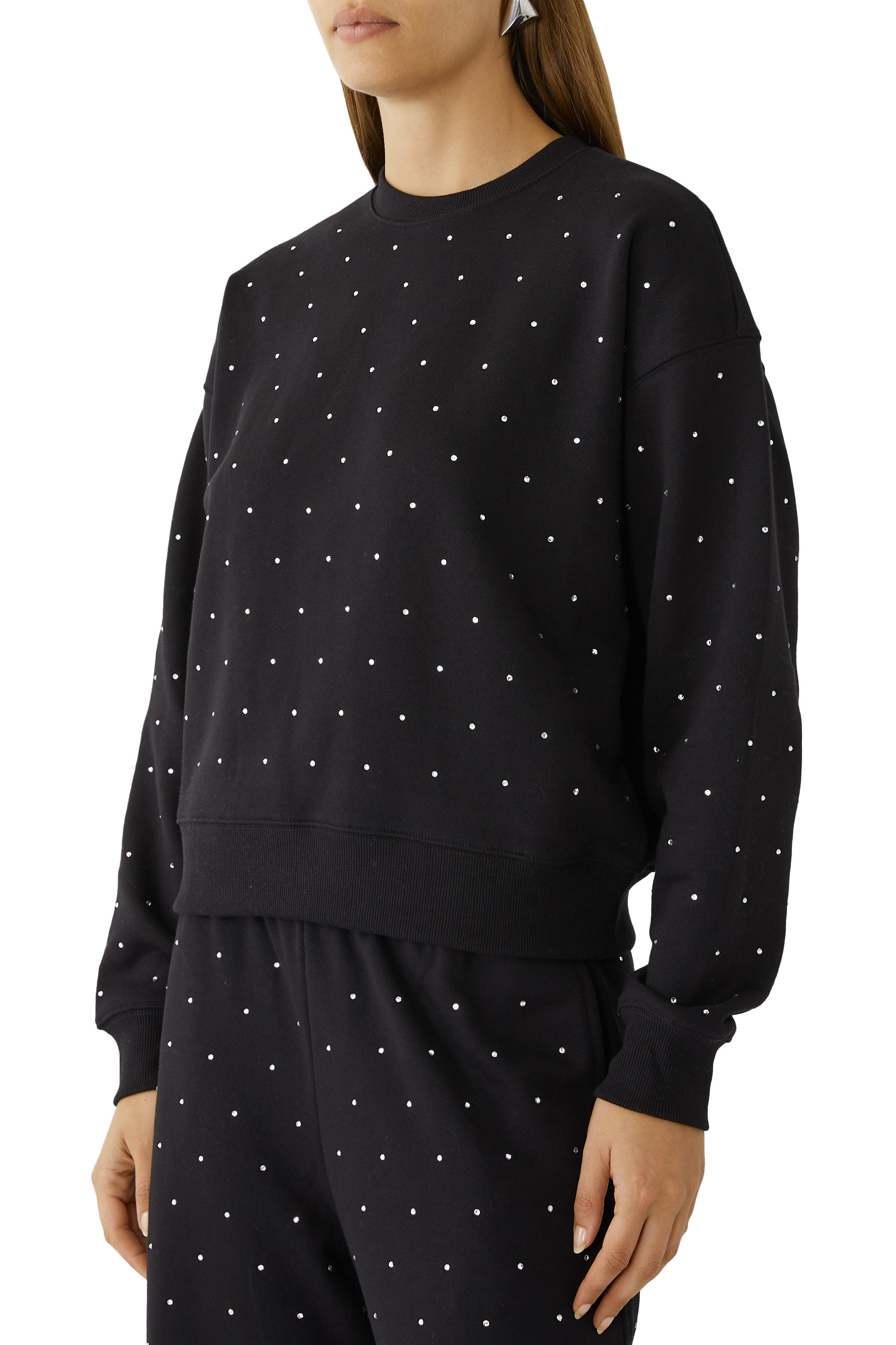 سويت شيرت كريستال بياقة ضيقة