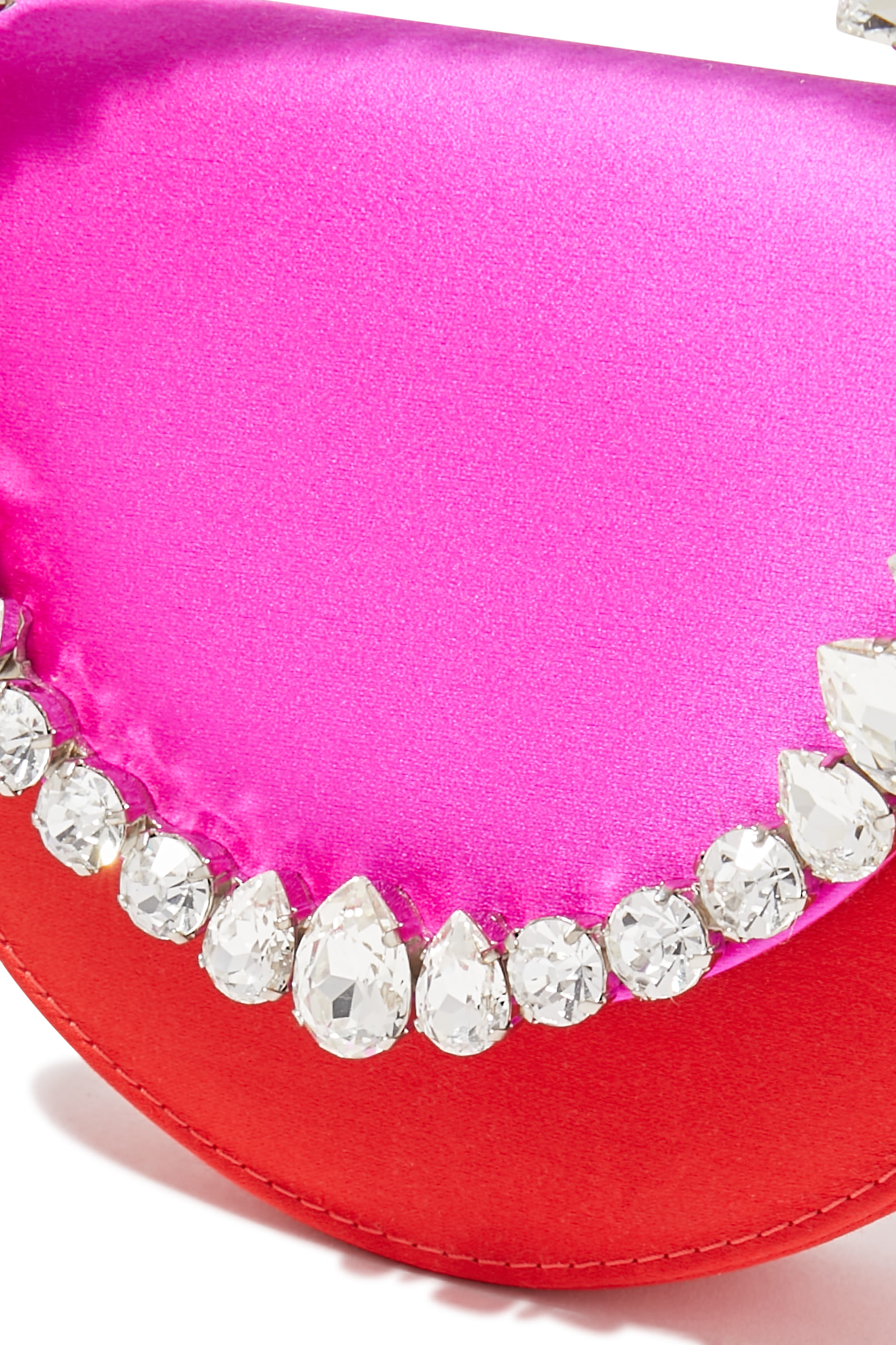 حقيبة كلاتش إيتيرنتي