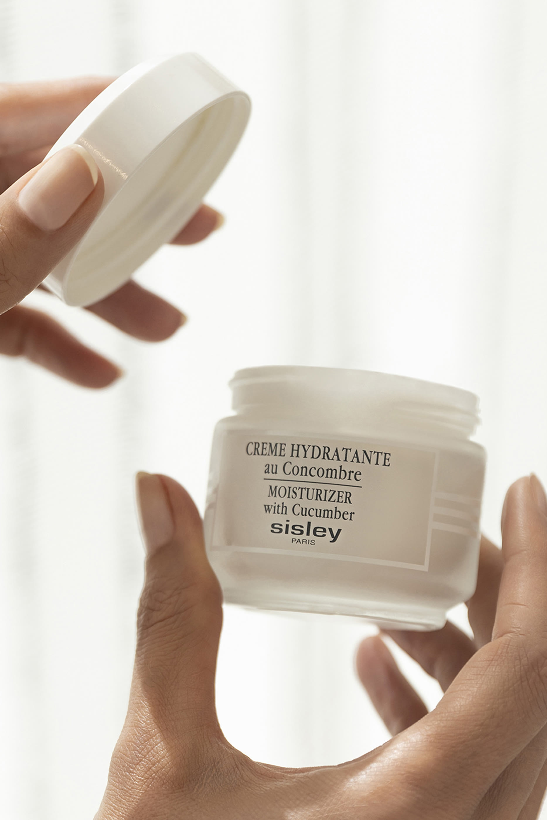 كريم مرطب للبشرة بالخيار