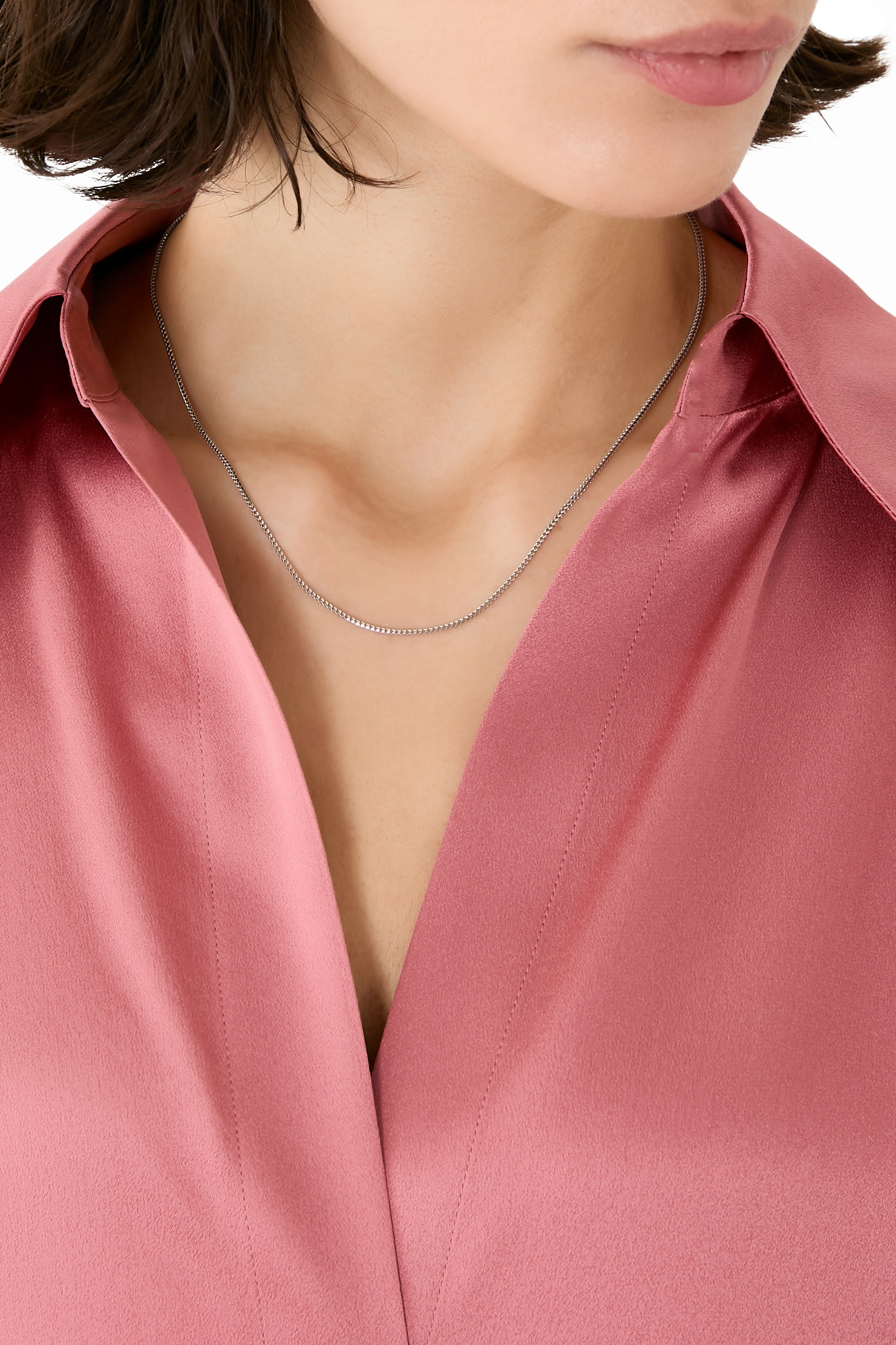 قلادة بتصميم سلسلة، ذهب أبيض عيار 18