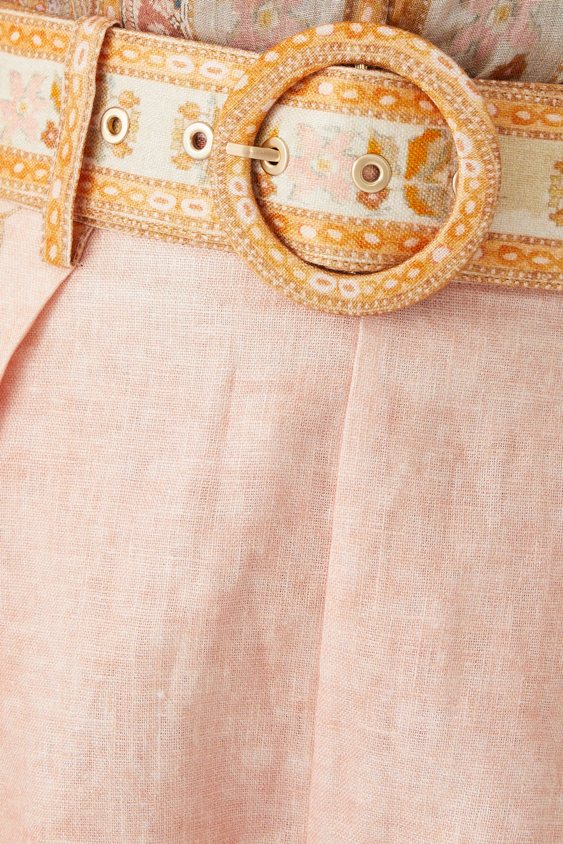 شورت أكاسيا بطيات