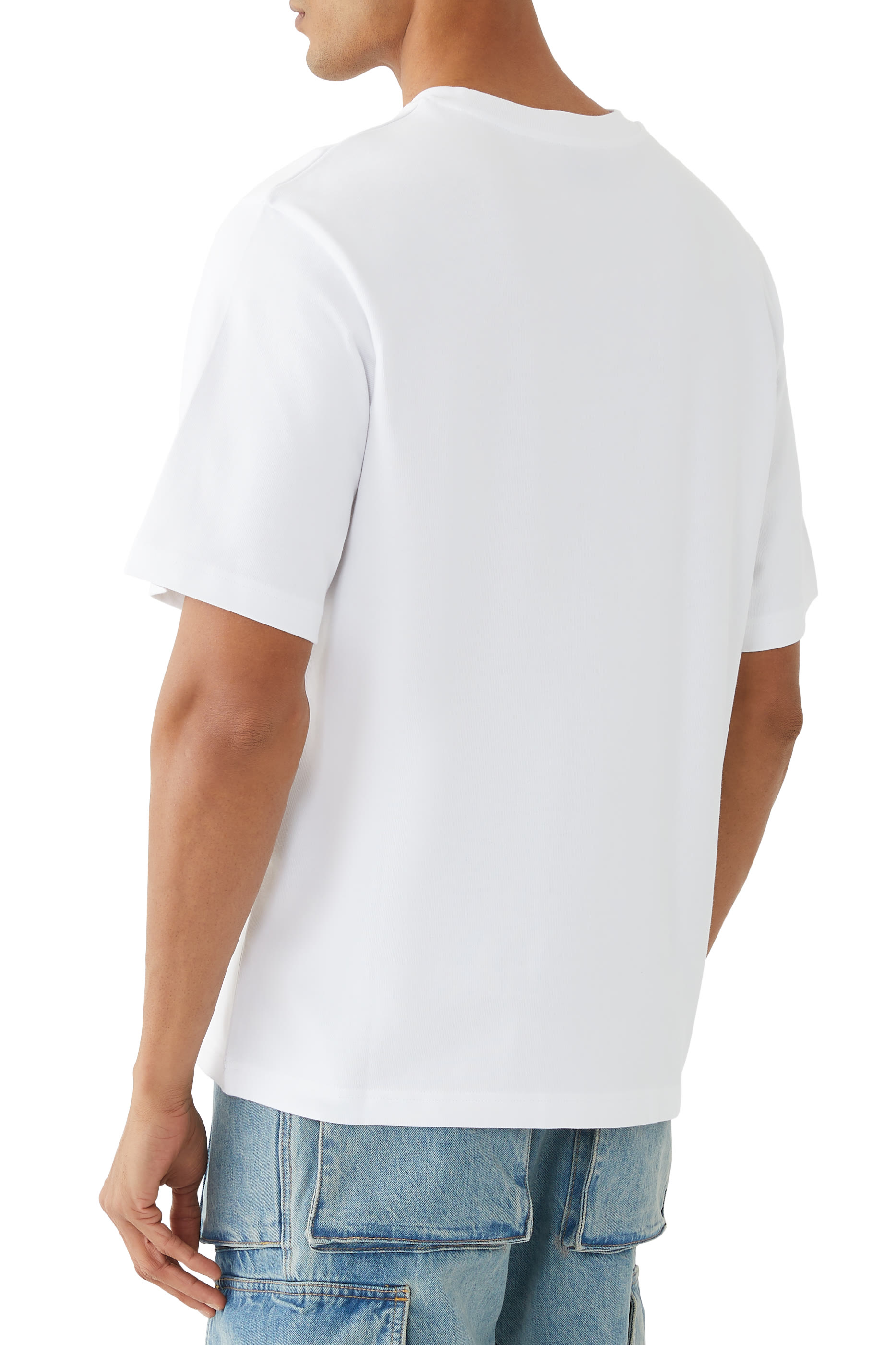 تيشيرت بطبعة أشجار نخيل وأمواج