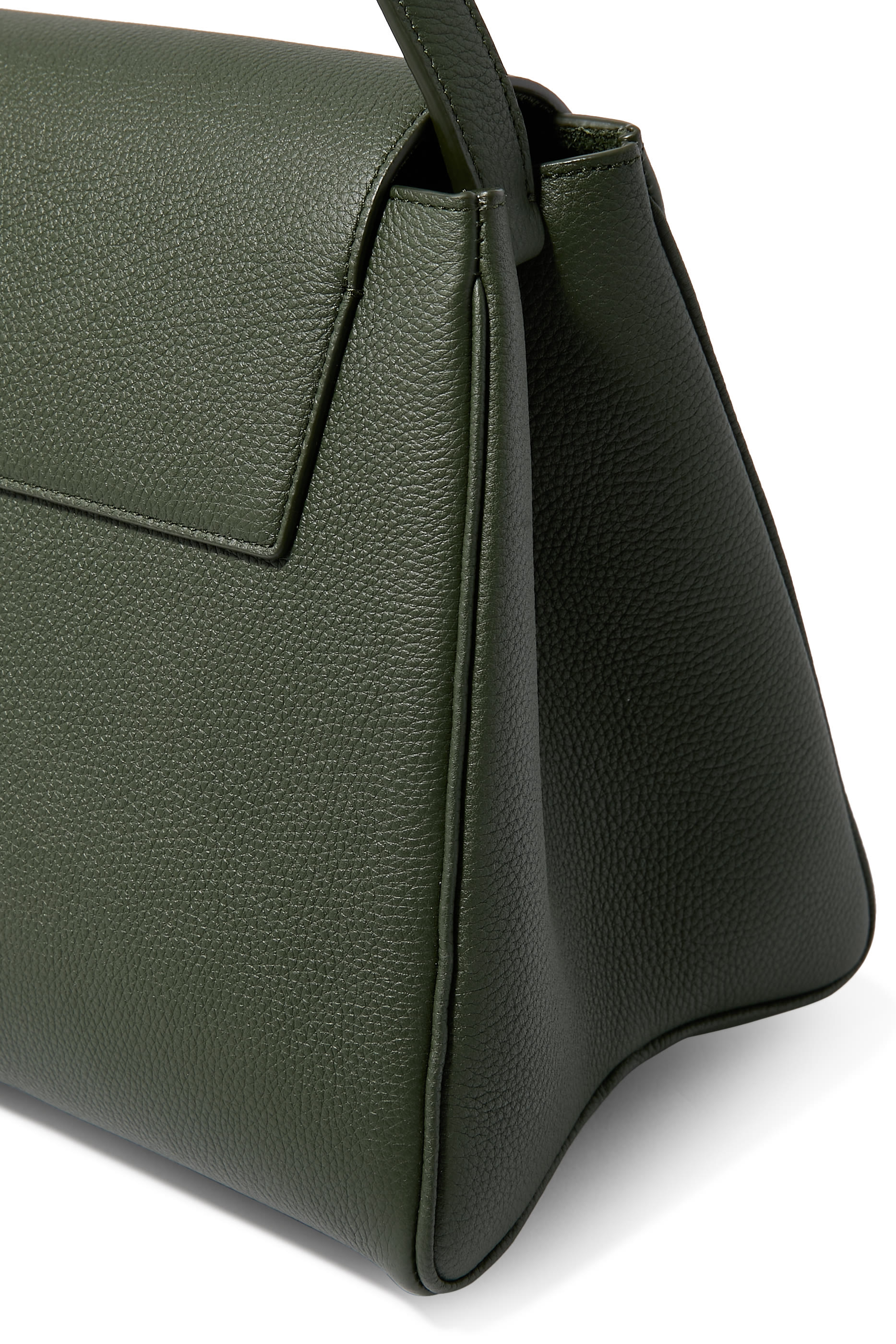 حقيبة أودري بيد علوية