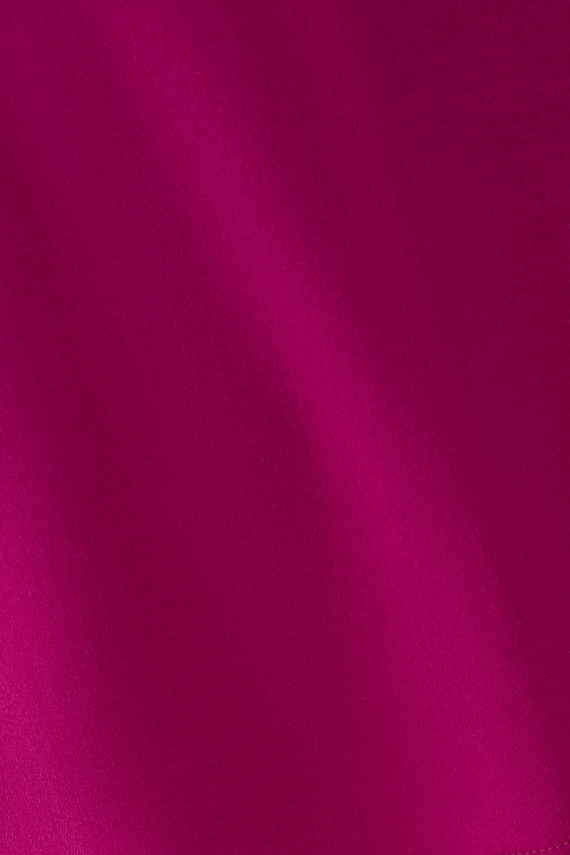 بلوزة بلا أكمام بياقة عميقة جرسيه حرير مطاطي