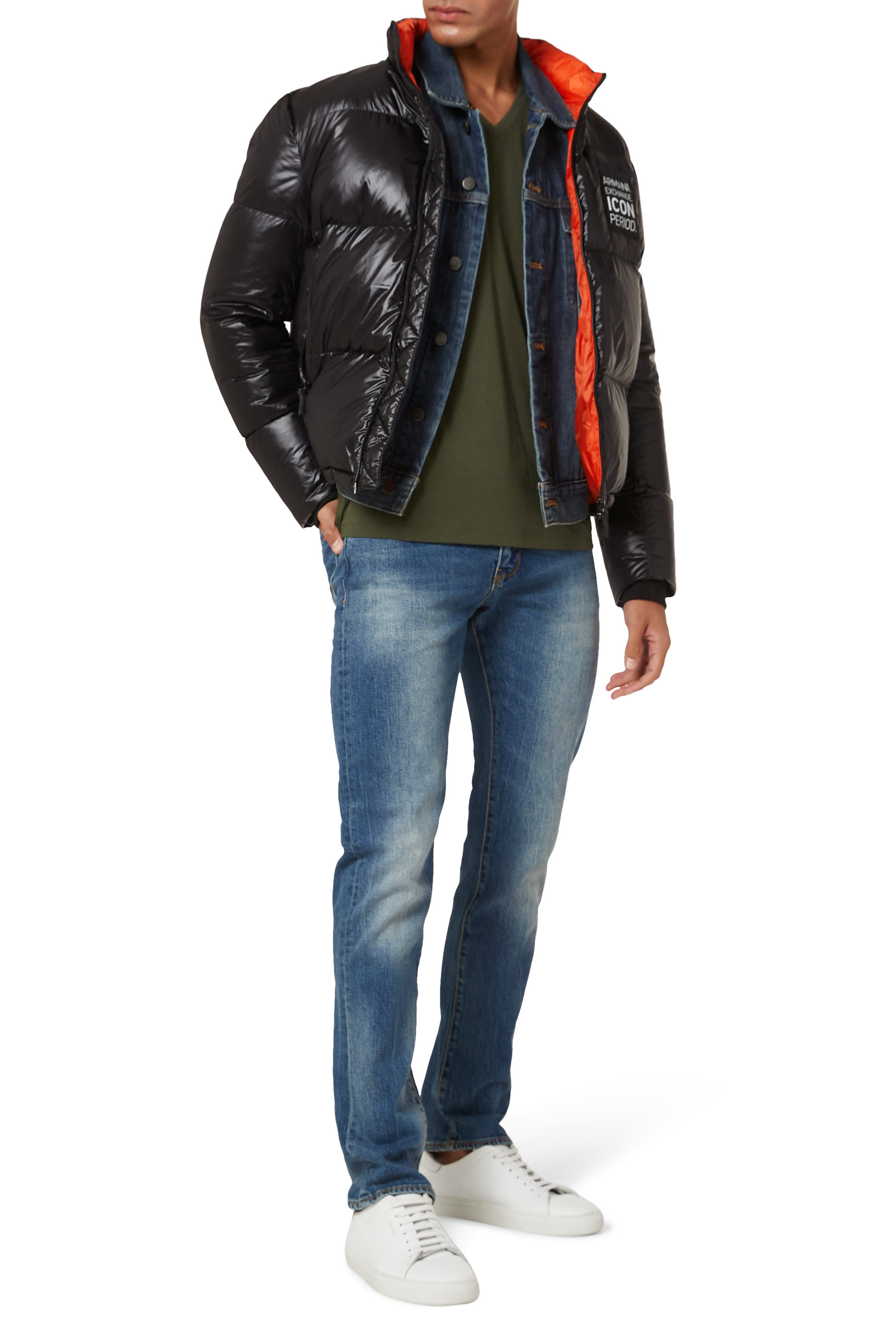 تيشيرت بياقة على شكل حرف V قطن بيما