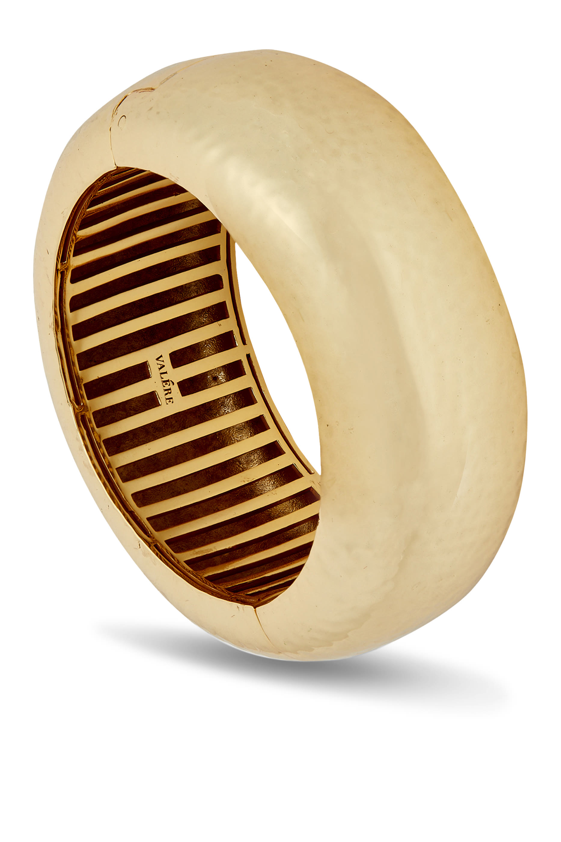 سوار بتصميم منفوخ كبير