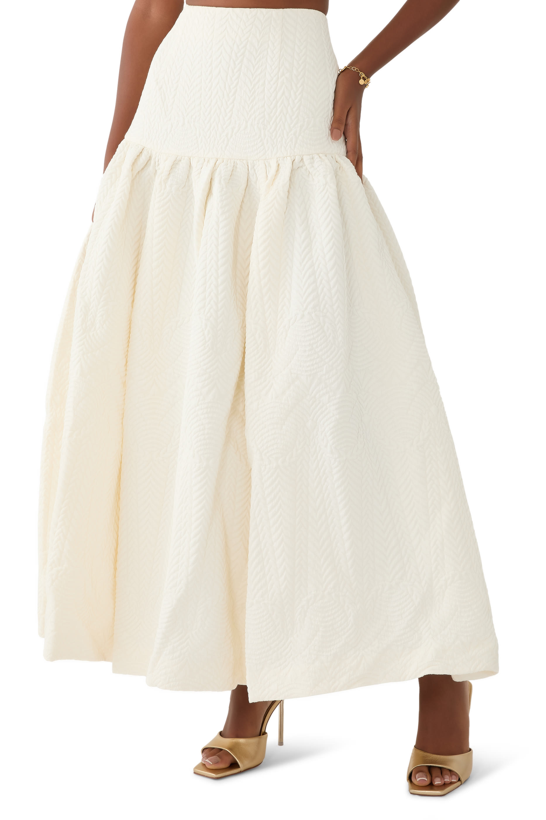 تنورة دينفر جاكار