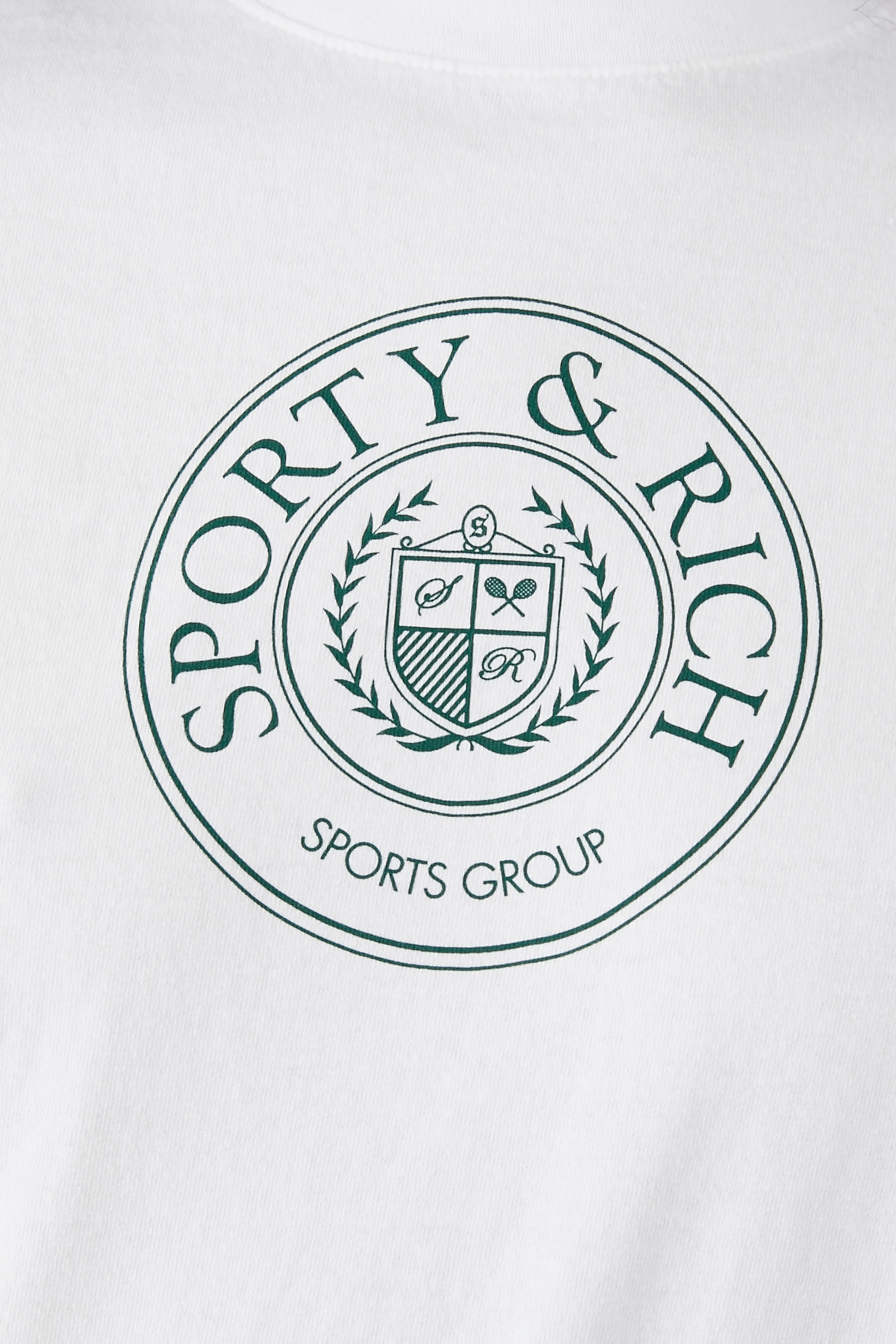 تيشيرت كونيتيكت بشعار الماركة