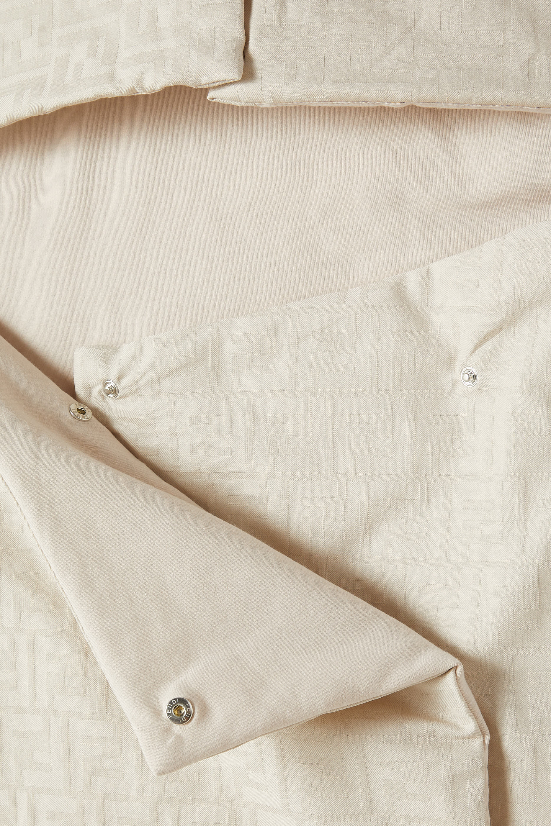 كيس نوم بشعار الماركة للرضع