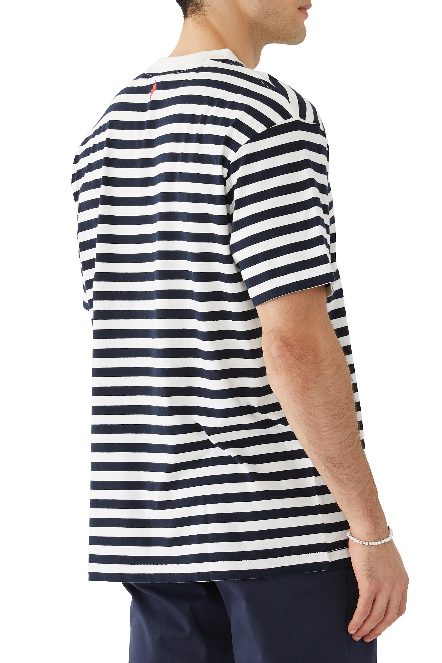 تيشيرت مخطط