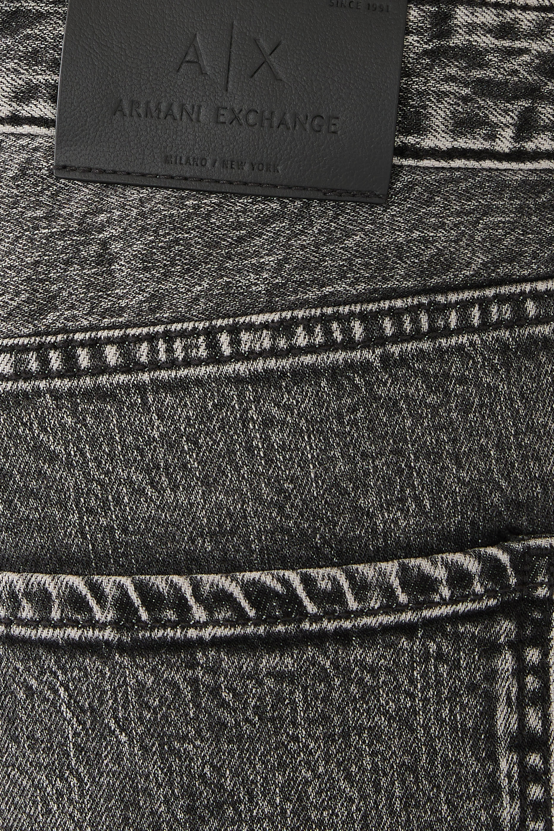 بنطال جينز جاي 13 بقصة ضيقة