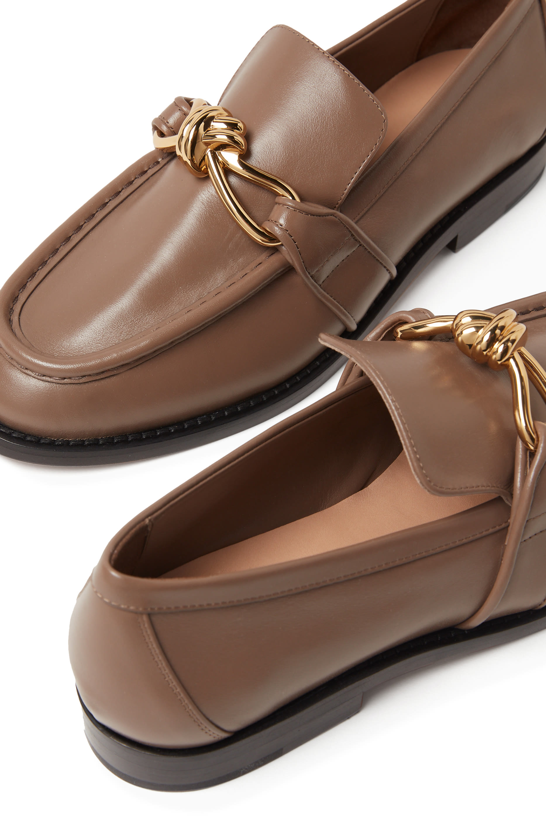 حذاء سهل الارتداء أستير