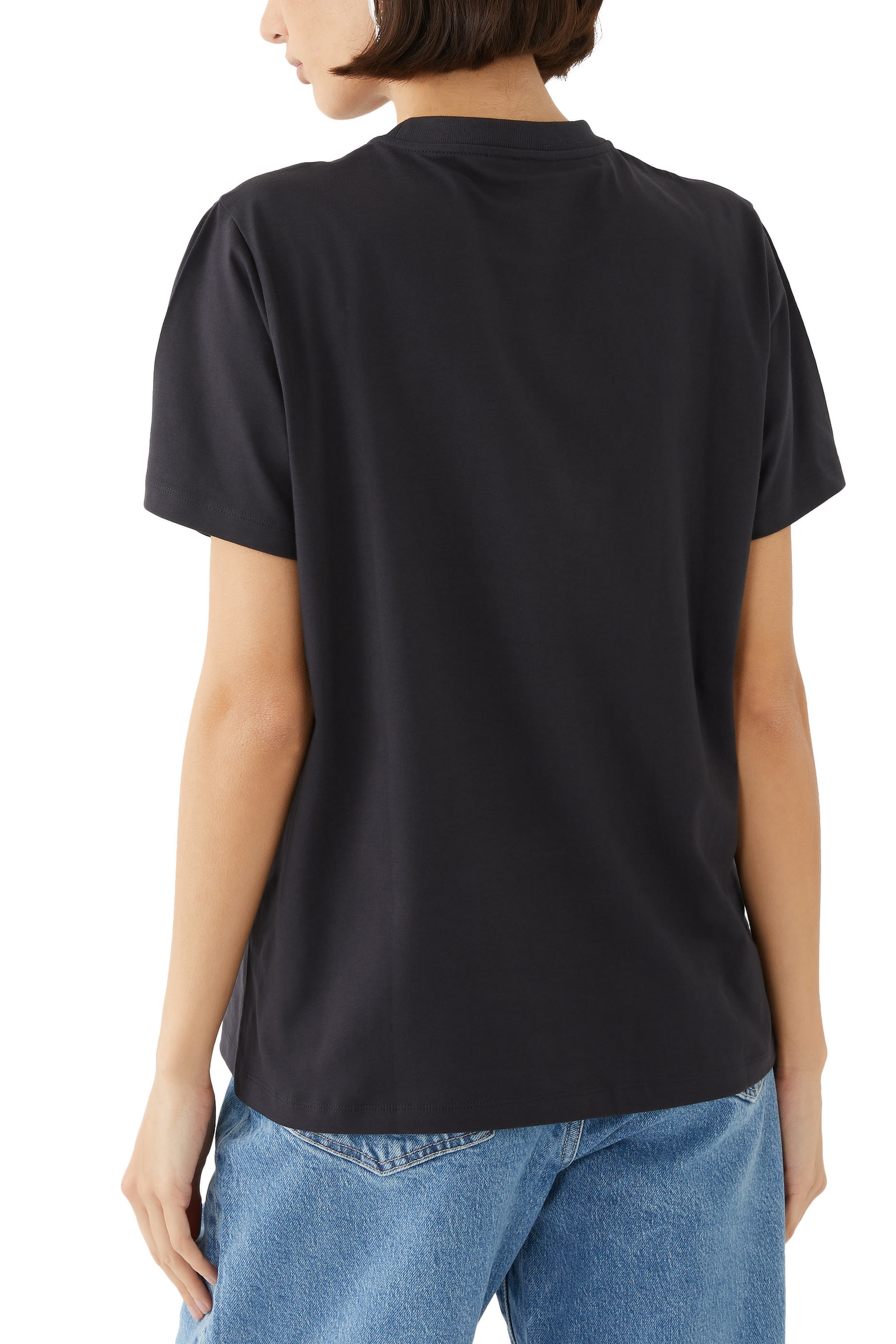 تيشيرت بيسيك بقصة مريحة وطبعات زهور جيرسيه