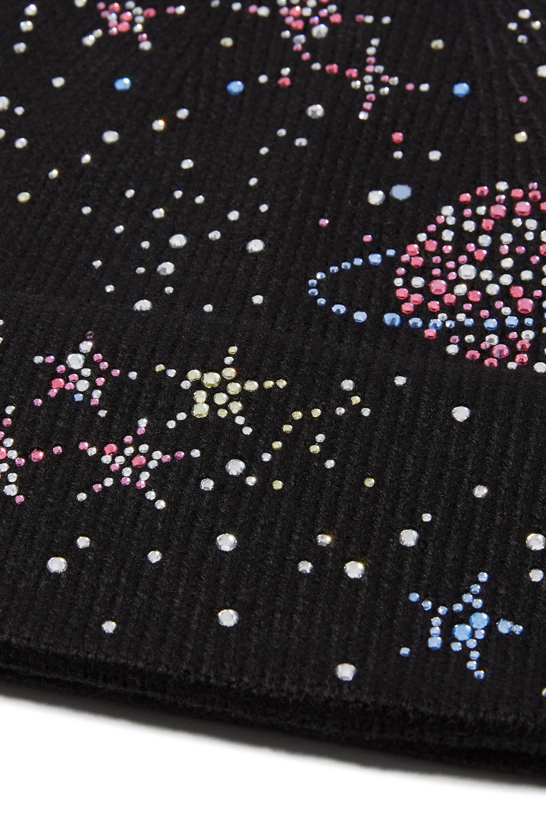 قبعة بيني بتطريزات مجرة